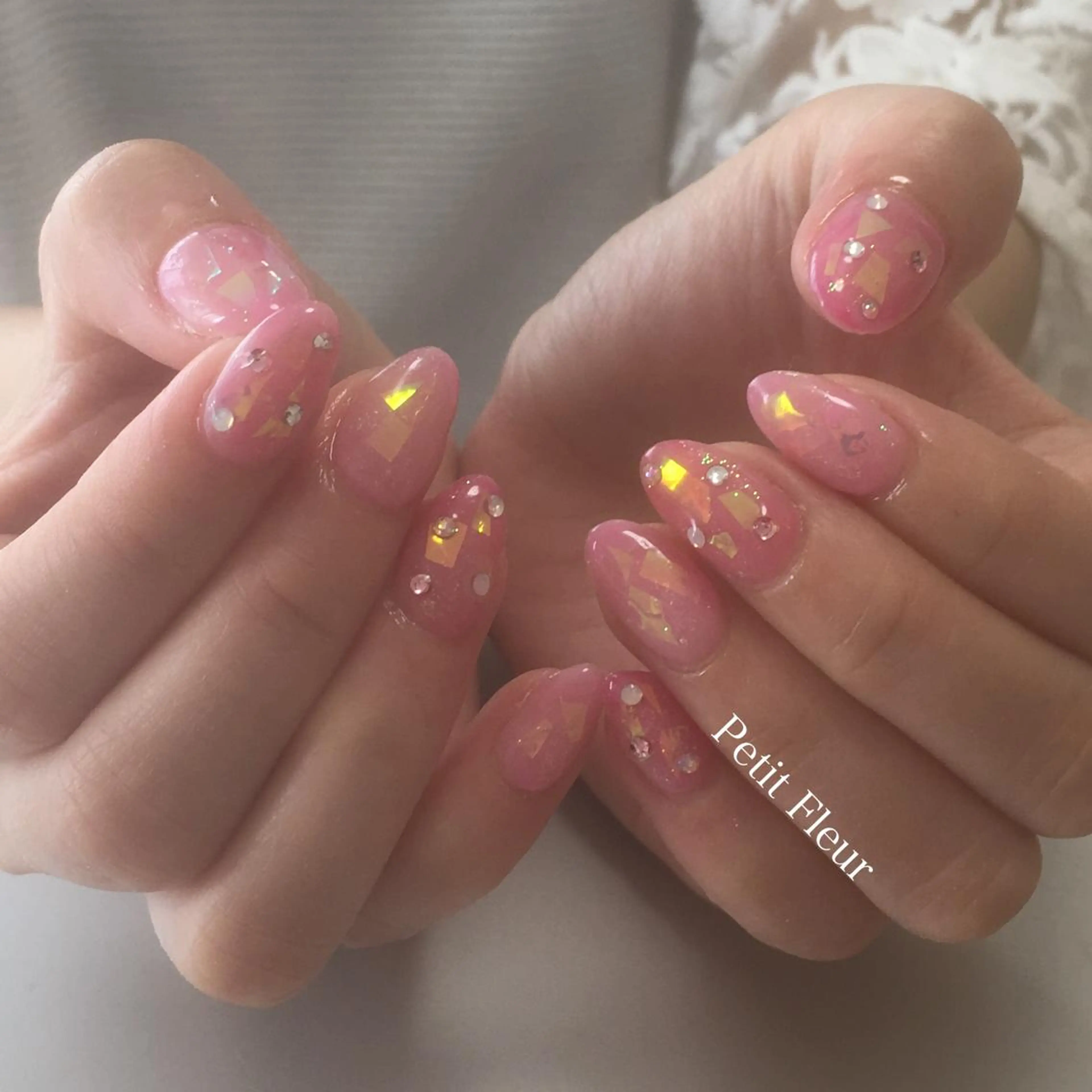 ネイル ホログラムネイル キラキラネイル ラメ(グリッター) ピンク 青柳 亜梨奈のマツエク・マツパデザイン