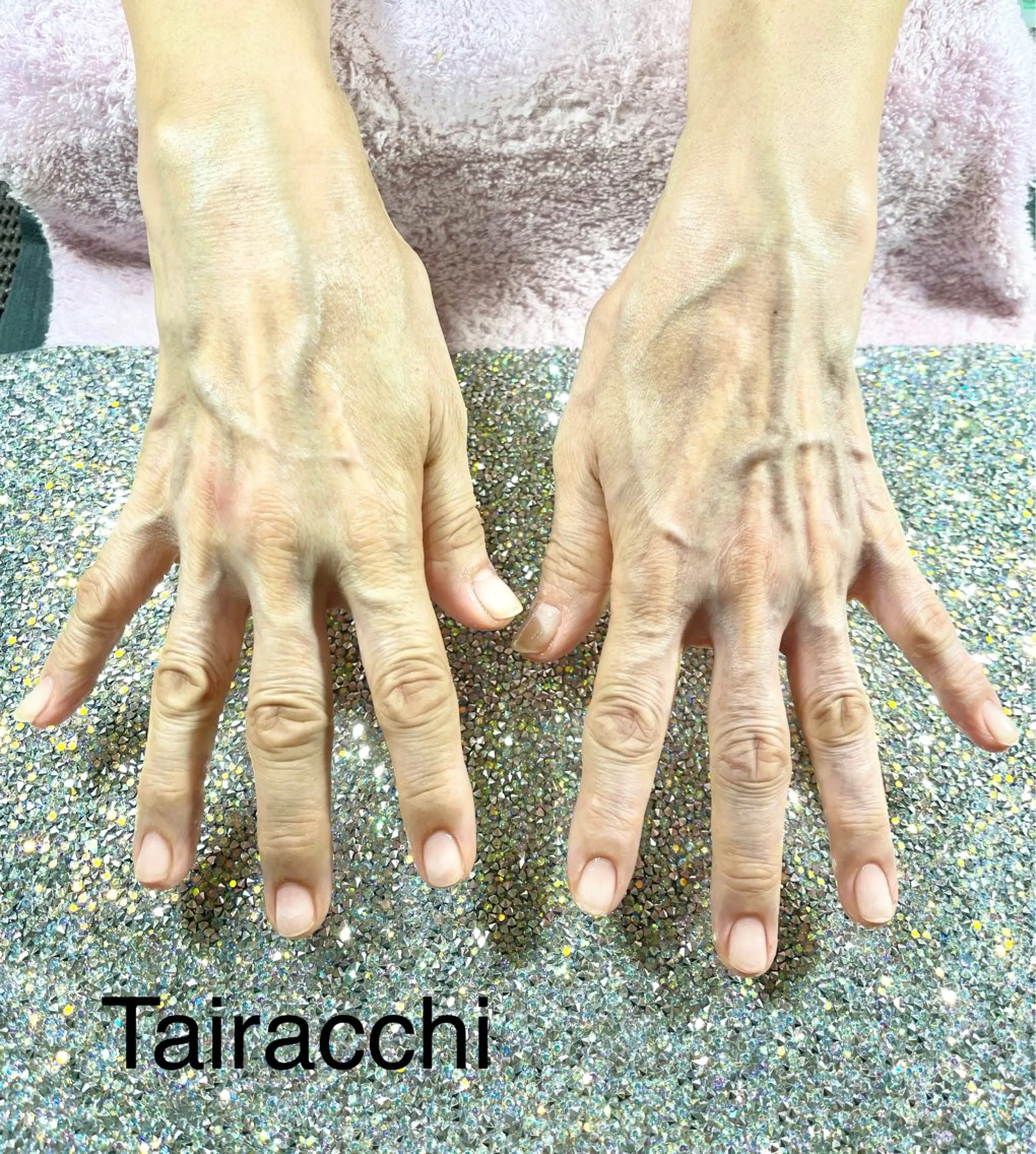 ネイル クリアネイル ジェルネイル キラキラネイル ハンドネイル Tairacchi タイラッチのネイルデザイン