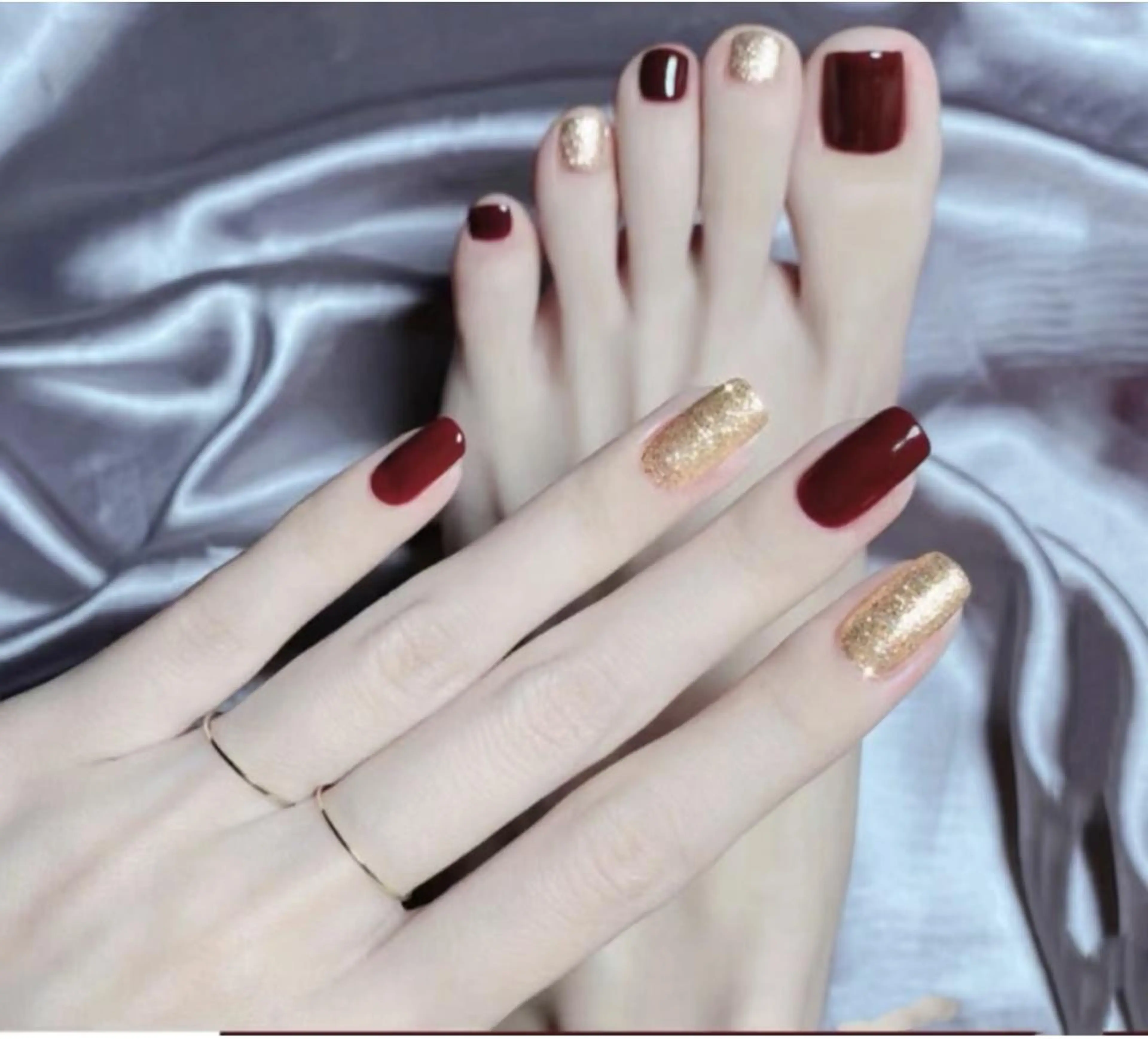 🔥初回ソフトジェルオフ込み🌸【自爪HAND+FOOT】ワンカラー(メンズ予約可)の写真