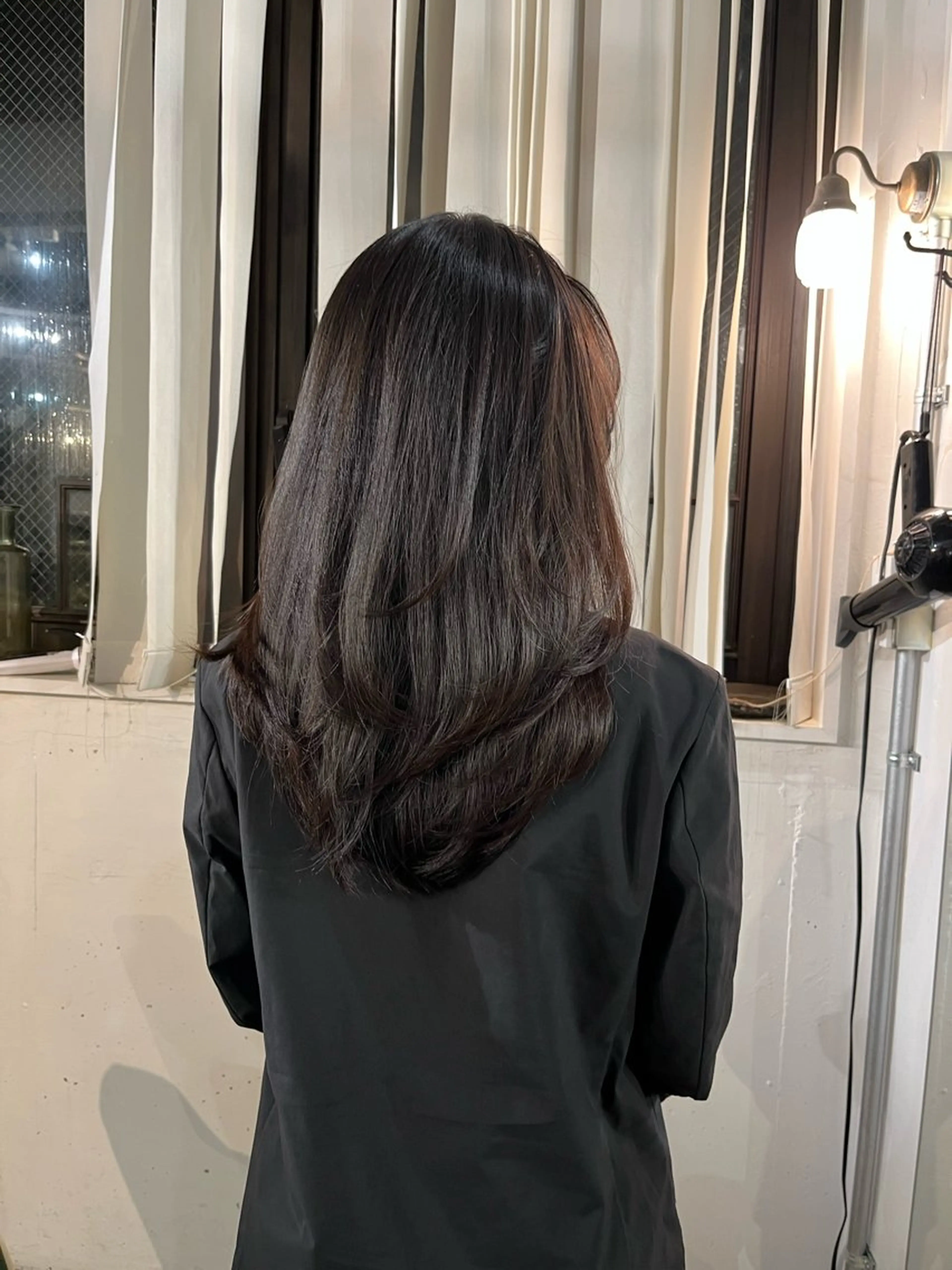 セミロング 海音🌺レイヤー カット/ケアリストのヘアスタイル