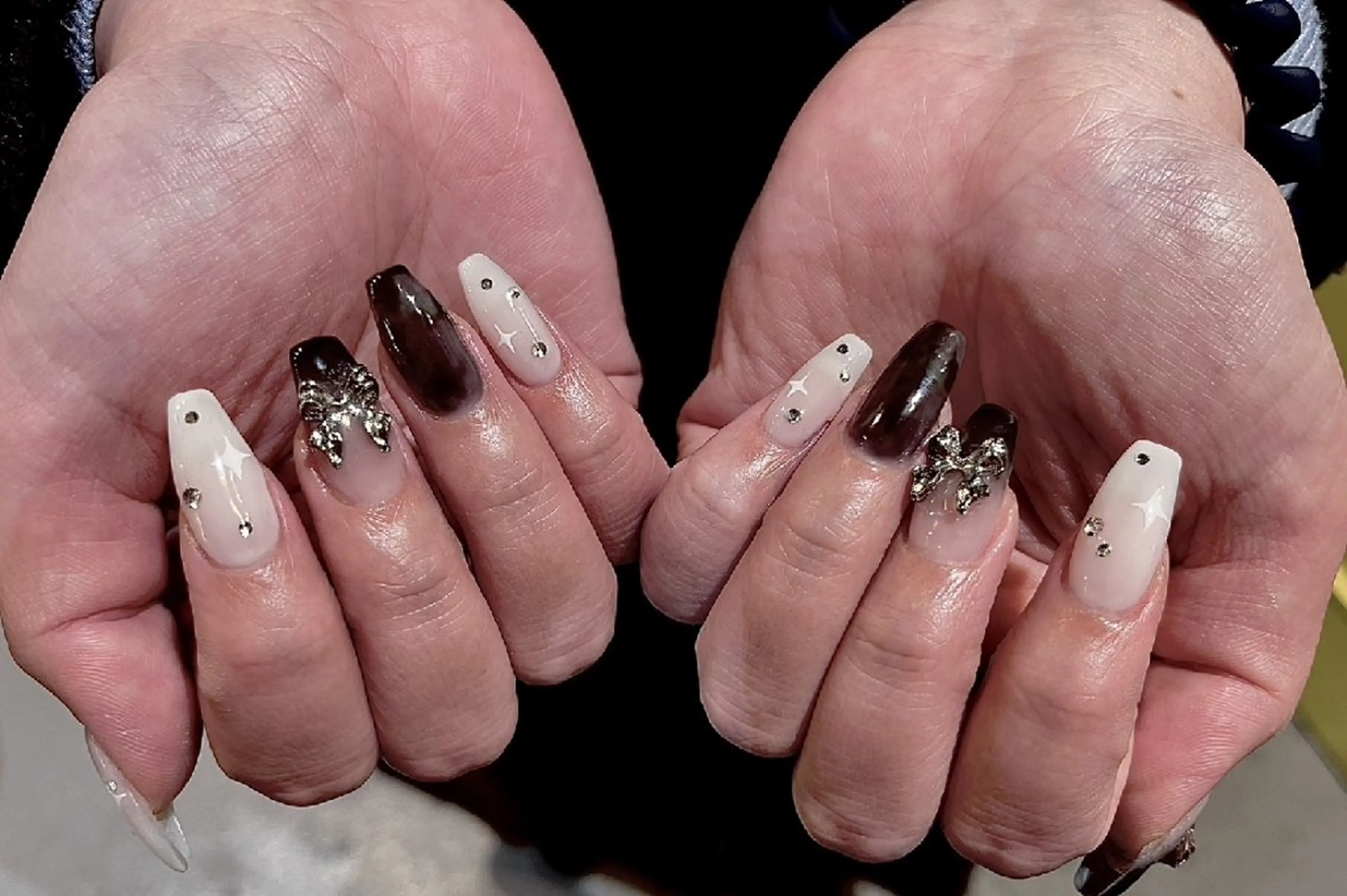 ネイル リボン ハンドネイル LABEL TAKARAのネイルデザイン