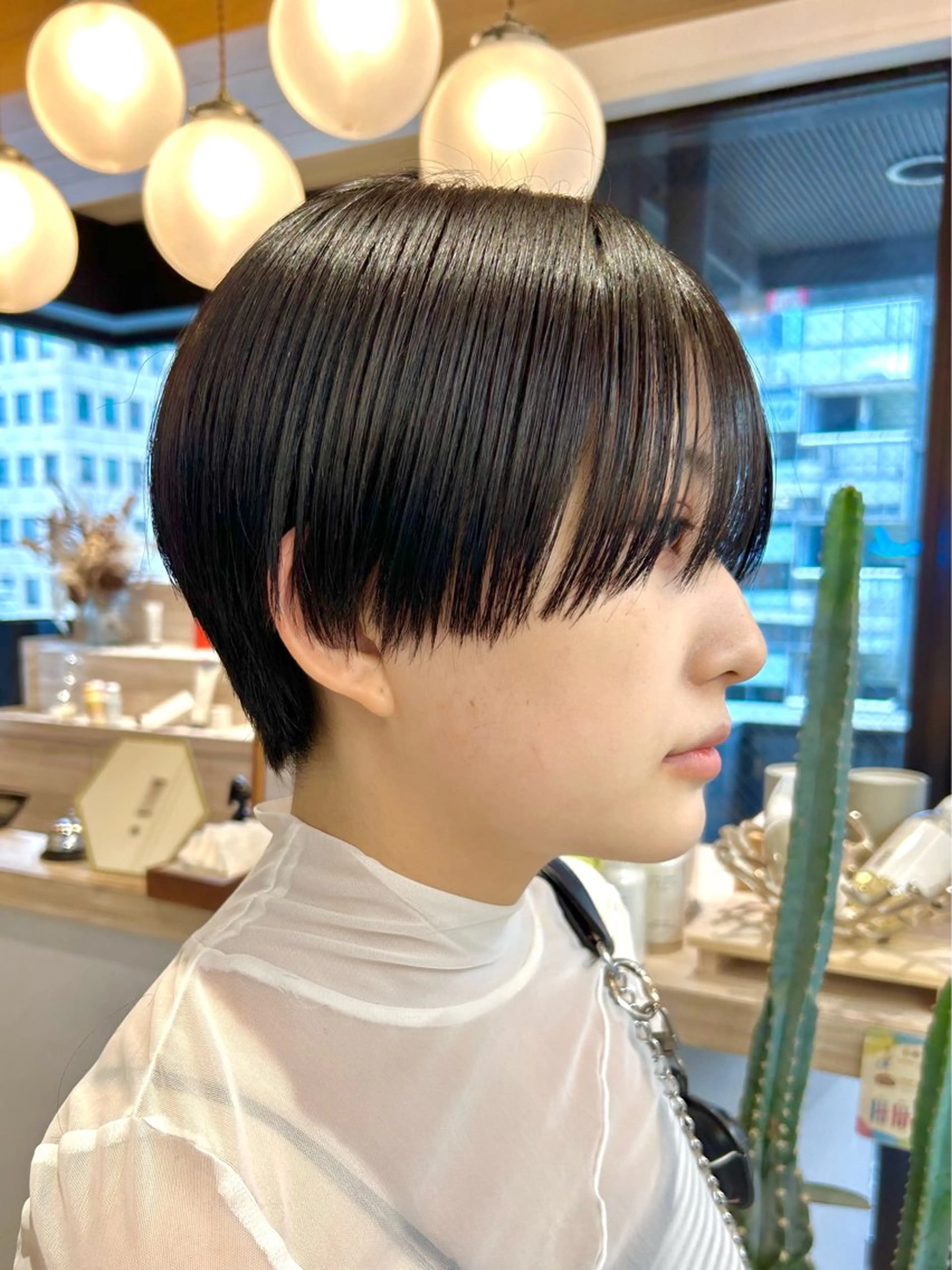 ショート カット ヘアカラー トリートメント 🩵縮毛矯正/ブリー チ/髪質改善/いつかのヘアスタイル