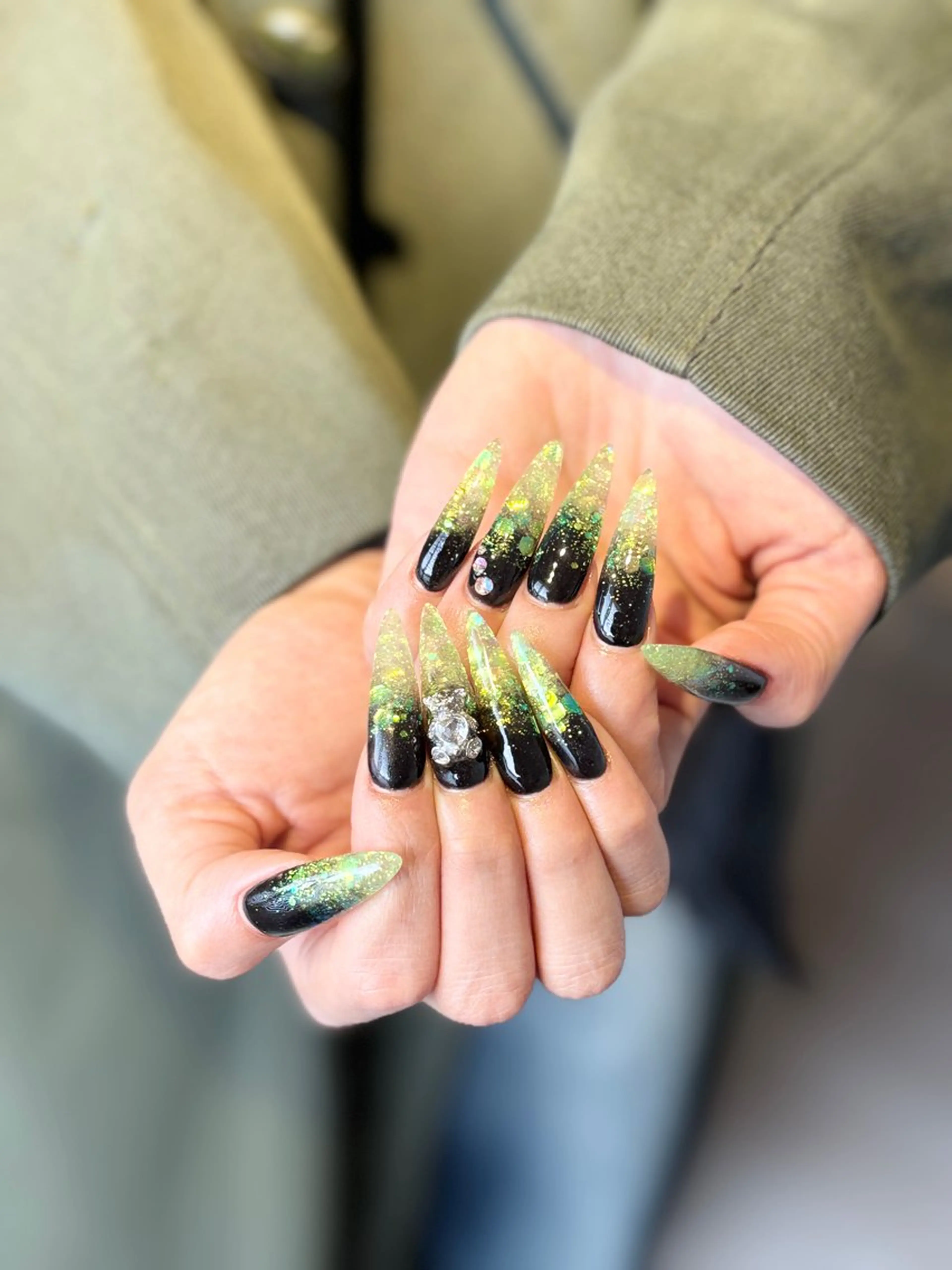 ネイル ロングネイル スカルプネイル 札幌ネイルgorella所属・gorella Ａのネイルデザイン