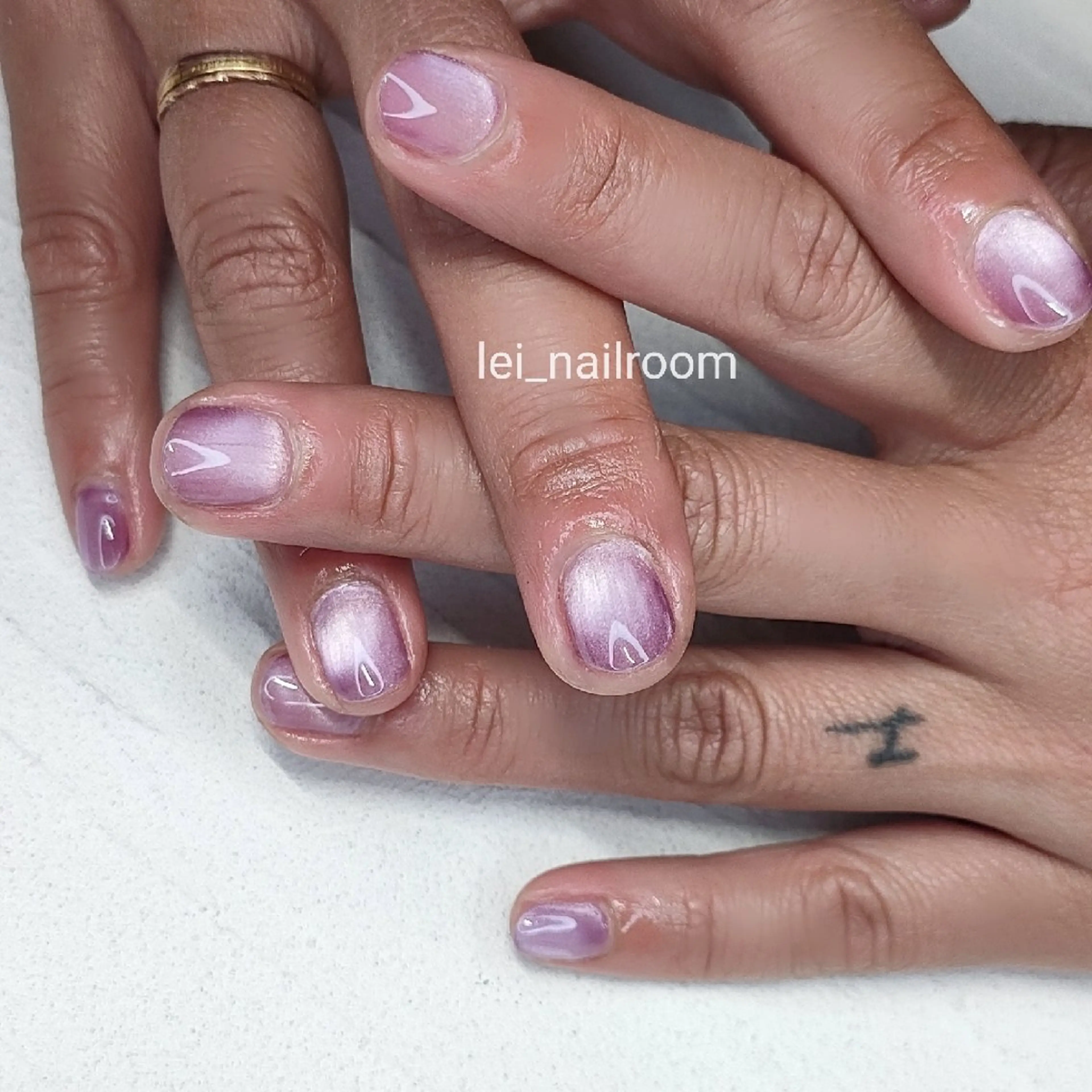 ネイル マグネットネイル ハンドネイル lei🌼 nailroomのネイルデザイン