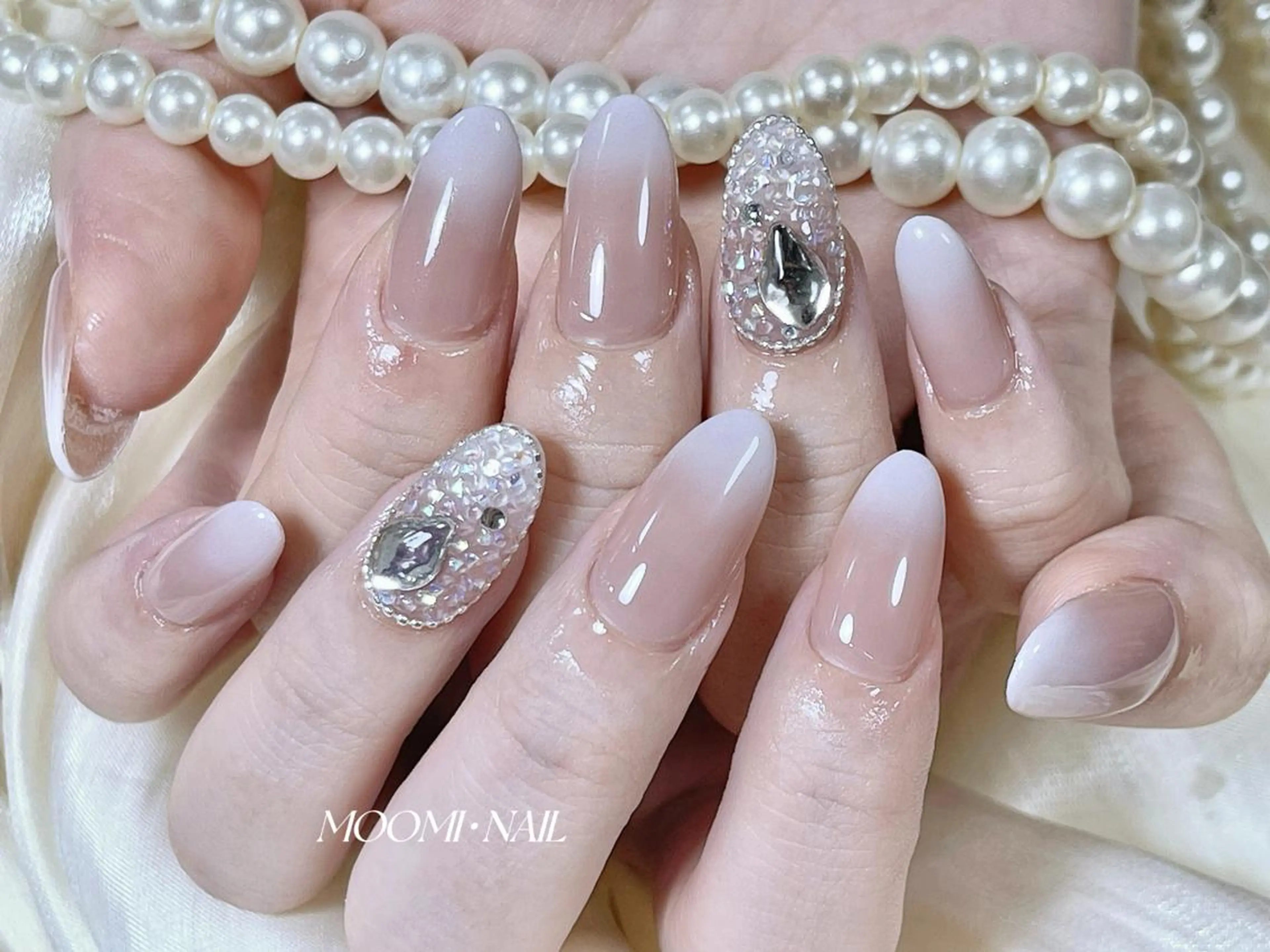 ネイル 長さ出し フレンチネイル ジェルネイル ガラスフレンチ 韓国ネイル ハンドネイル moomi nail スカルプ専門のネイルデザイン
