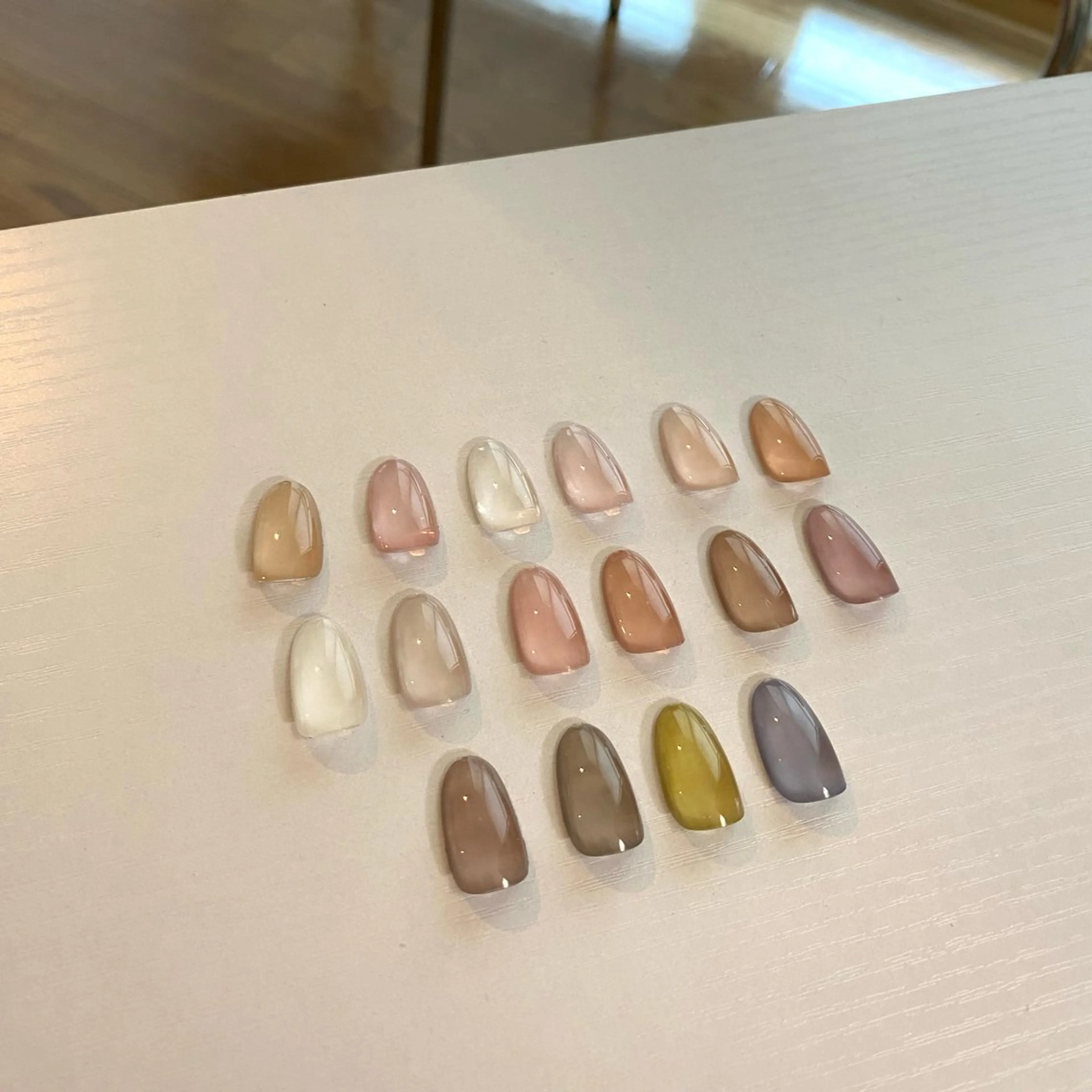 ネイル ニュアンスネイル オフィスネイル ワンカラーネイル ハンドネイル RooM yuki /大人ネイルのネイルデザイン