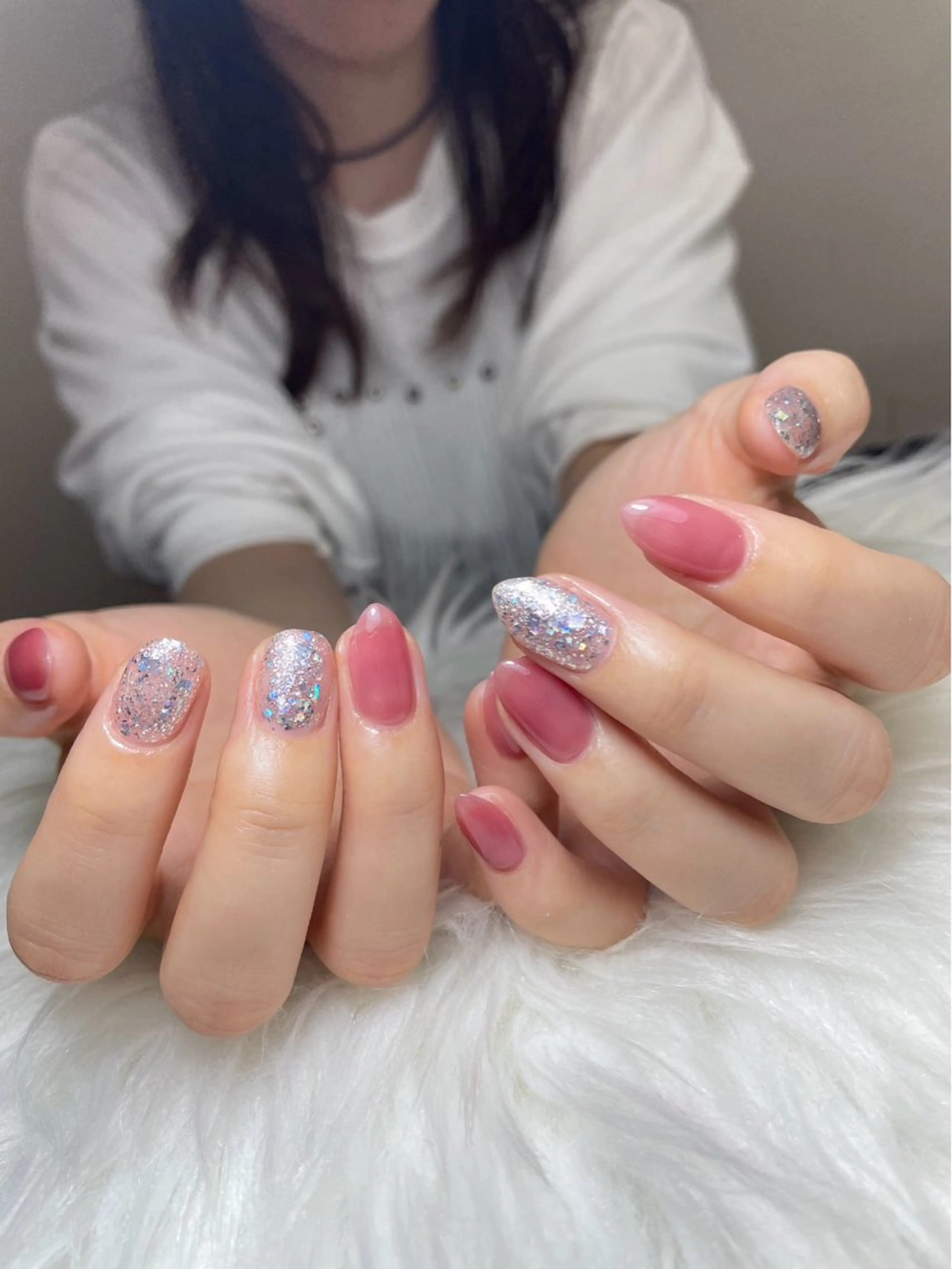 ネイル チークネイル 長さ出し フットネイル ジェルネイル 卒業式 𝓐𝓷𝓻𝓲 XiinhNailのネイルデザイン