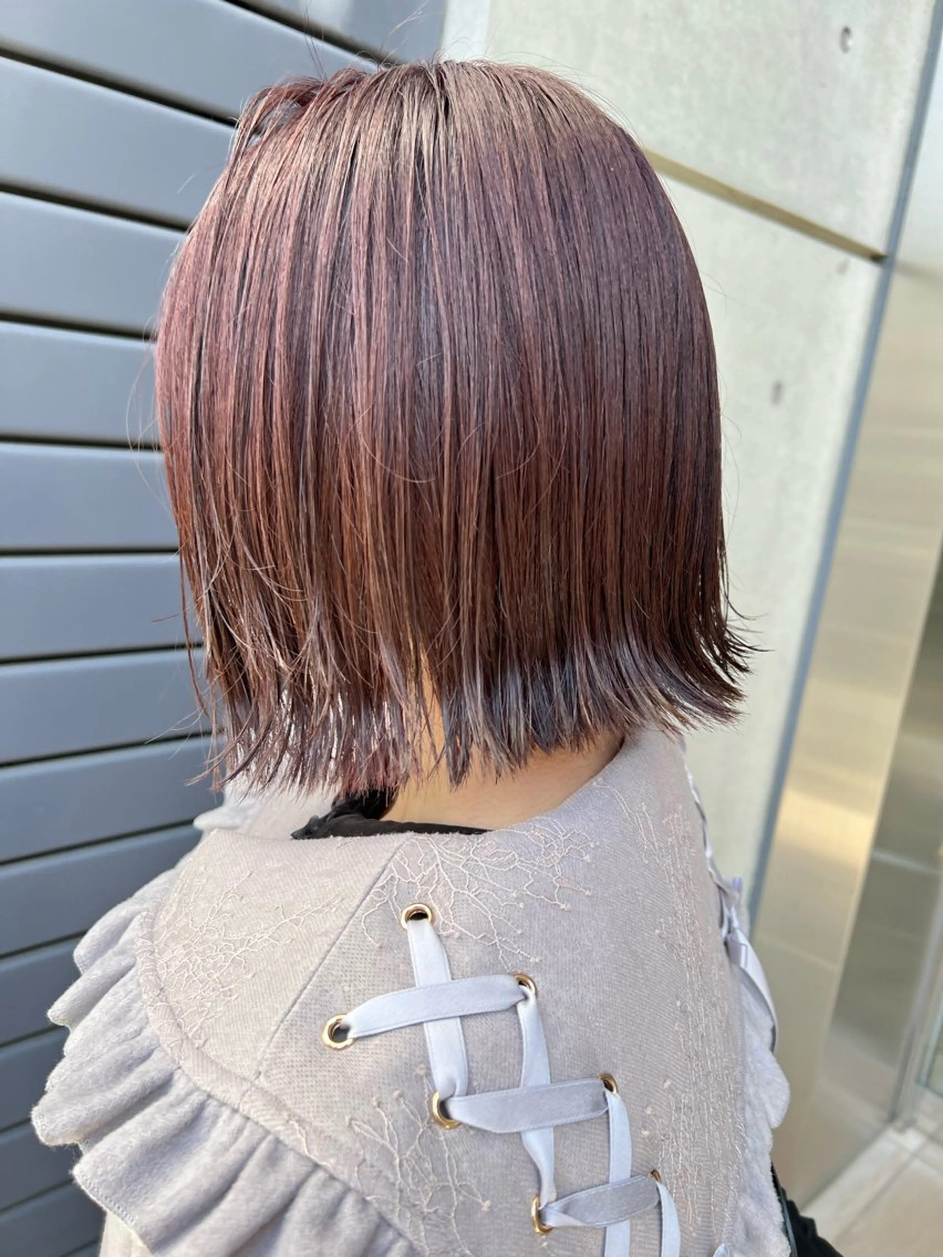 ミディアム カラー IKU 透明感カラー得意🫧のヘアスタイル