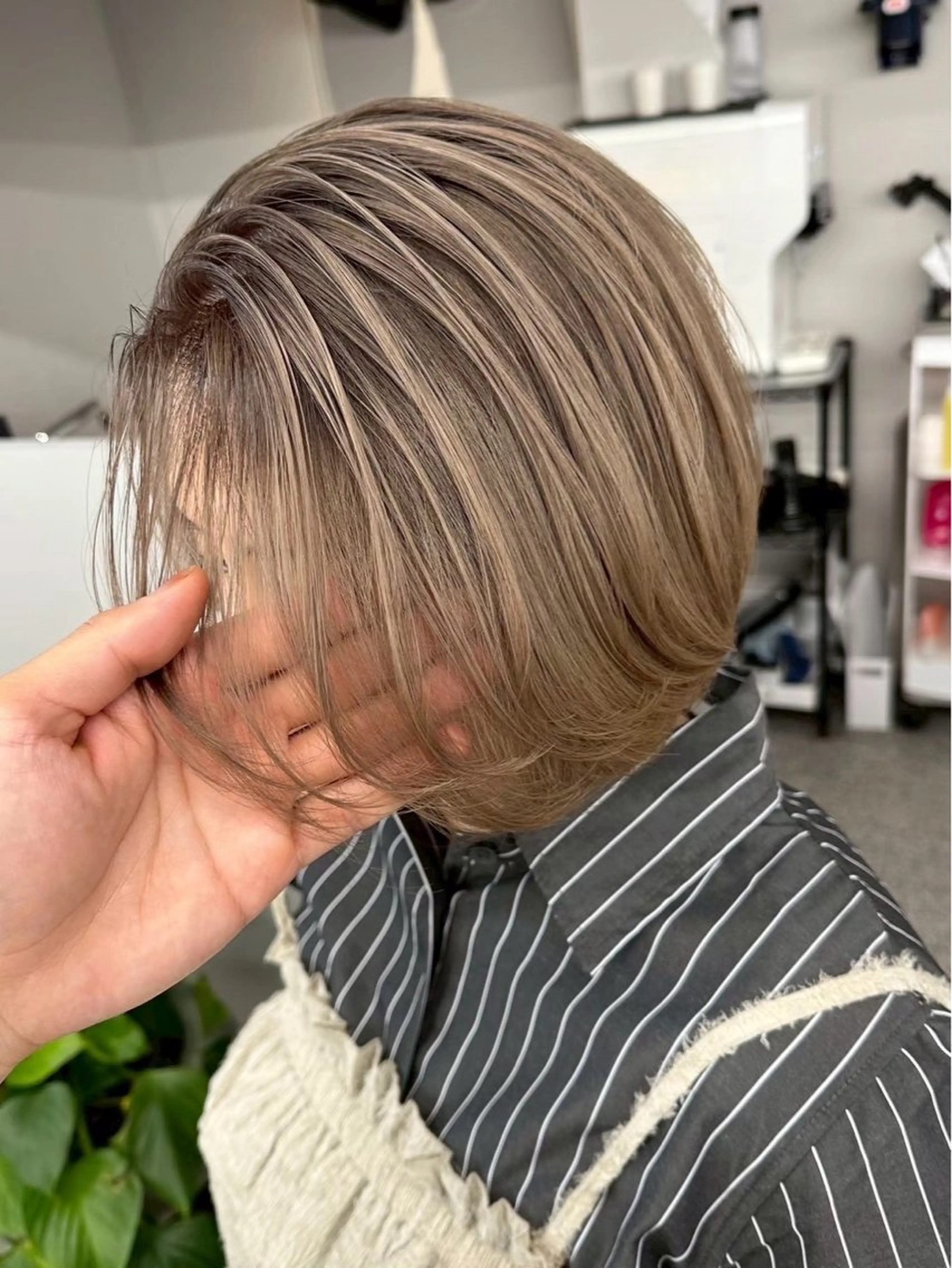 ショート ショートボブ ボブ 髪質改善 レイヤーカット ショートヘア 市毛 結菜のヘアスタイル