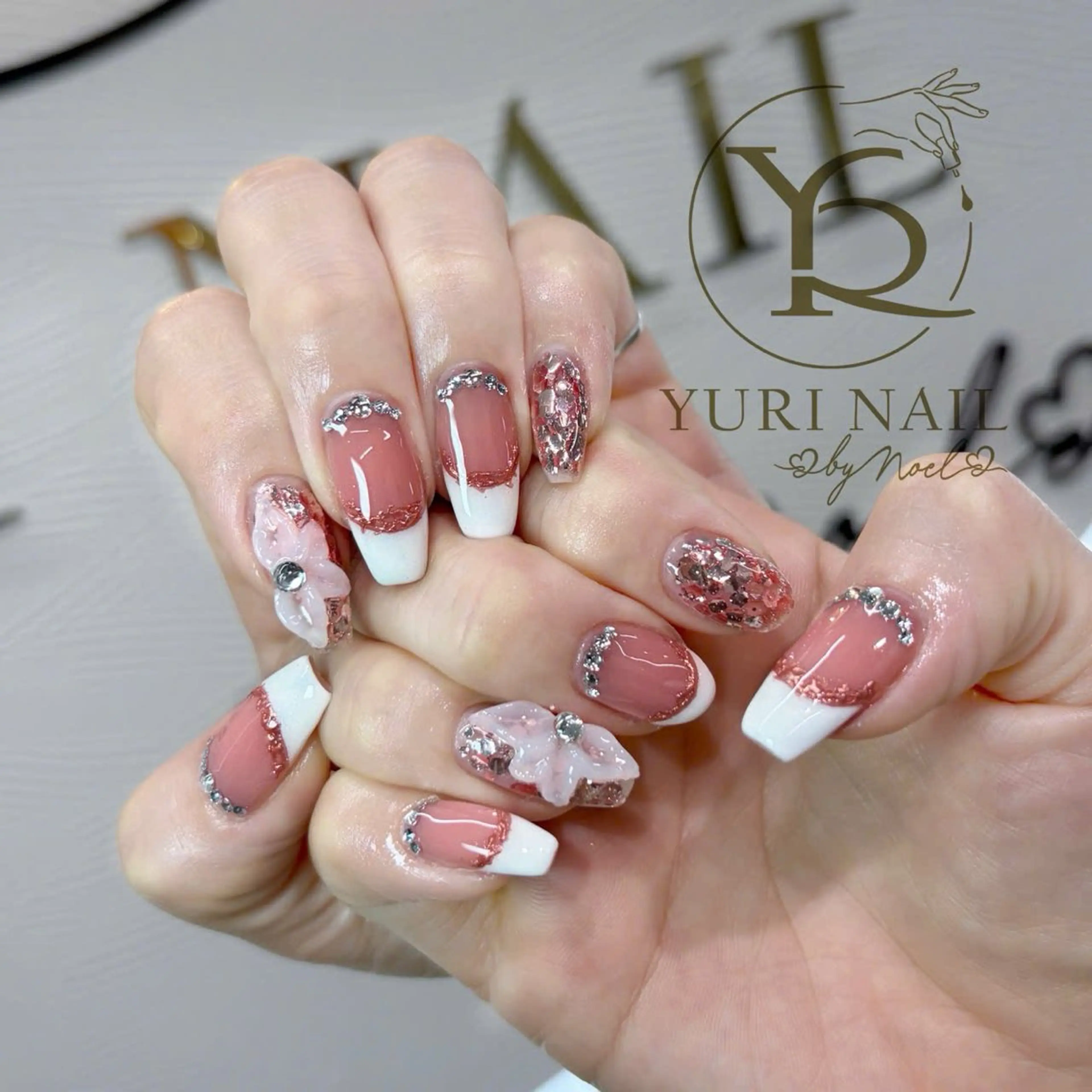 ネイル チークネイル フットネイル フレンチネイル グラデーション キラキラネイル YURI Nail NARITAのネイルデザイン