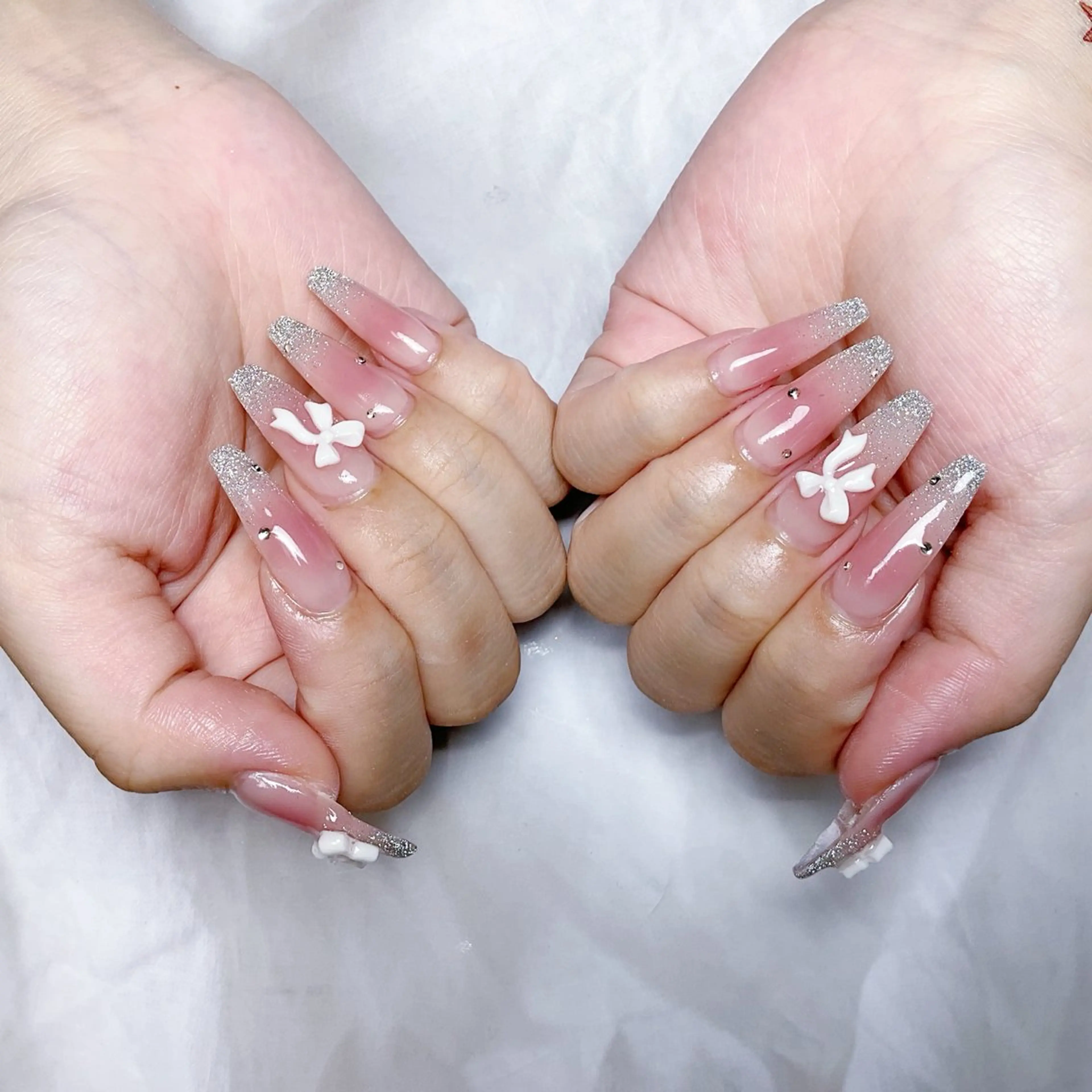 ネイル ハンドネイル 🍭Yun nail hyejin🌸のネイルデザイン