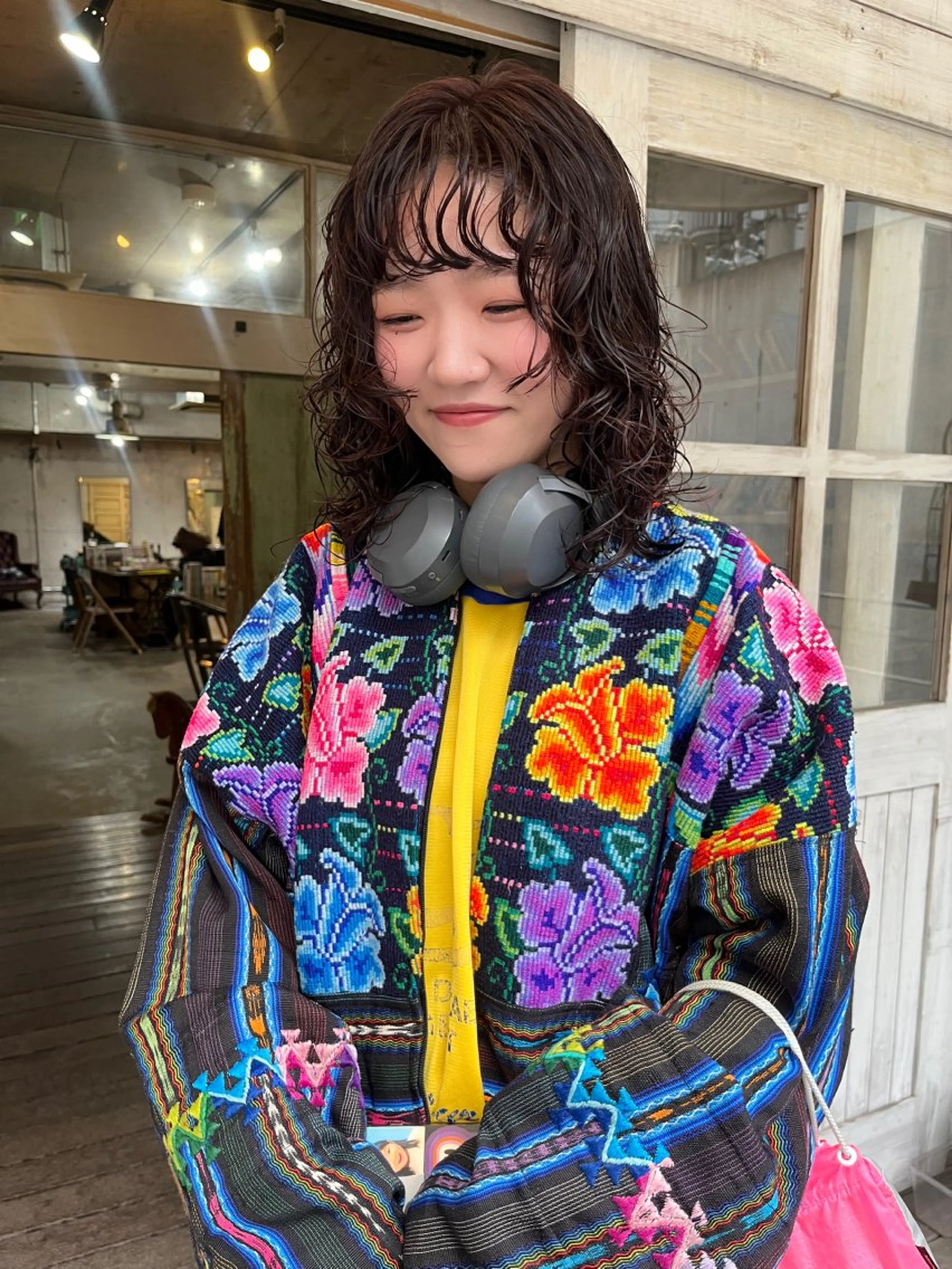 ミディアム カット パーマ トリートメント ハイトーン/顔まわり レイヤー/YUKAのヘアスタイル