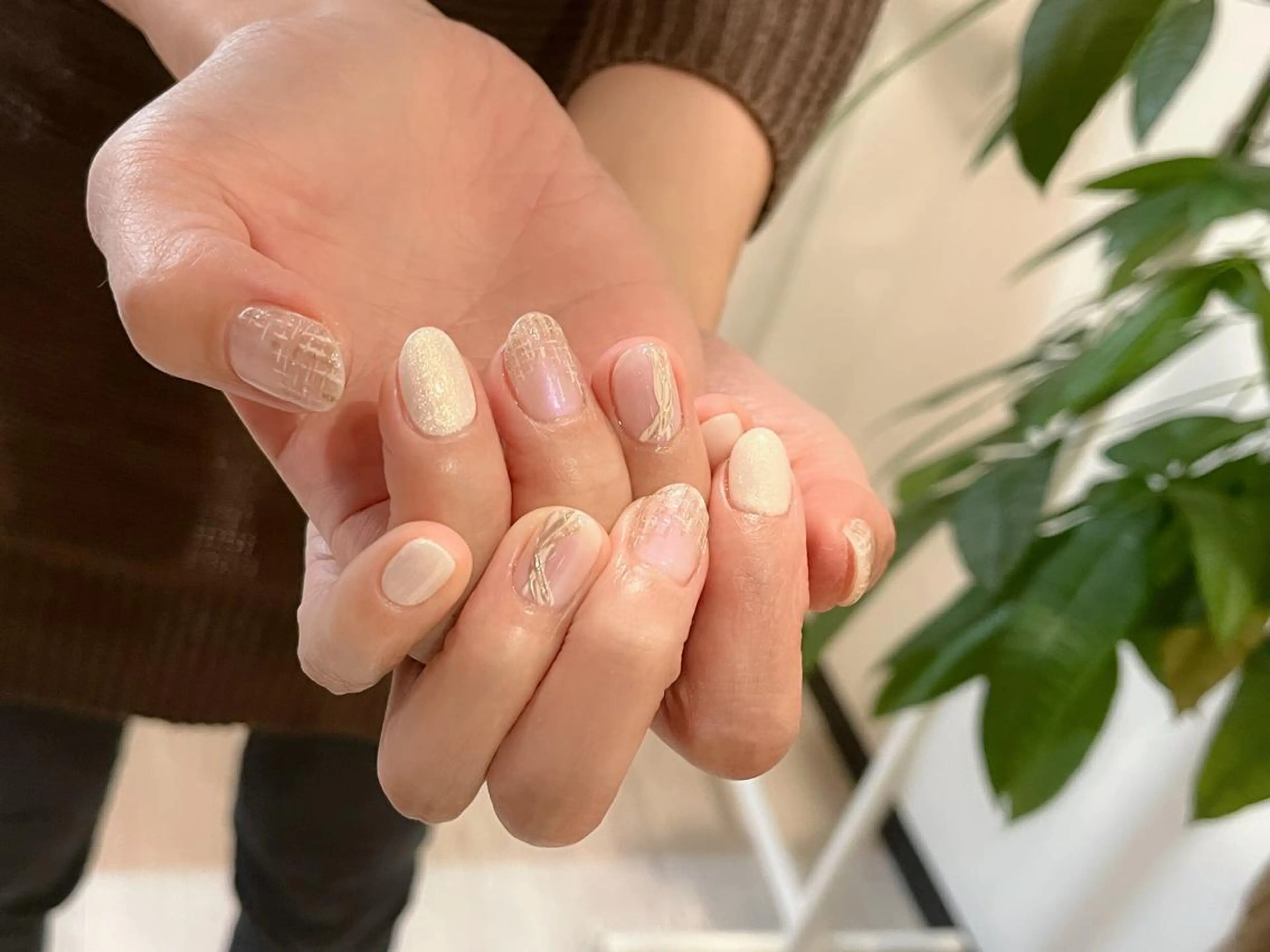 ネイル ハンドネイル Protea ❁⃘*.ﾟ清家 美穂のネイルデザイン