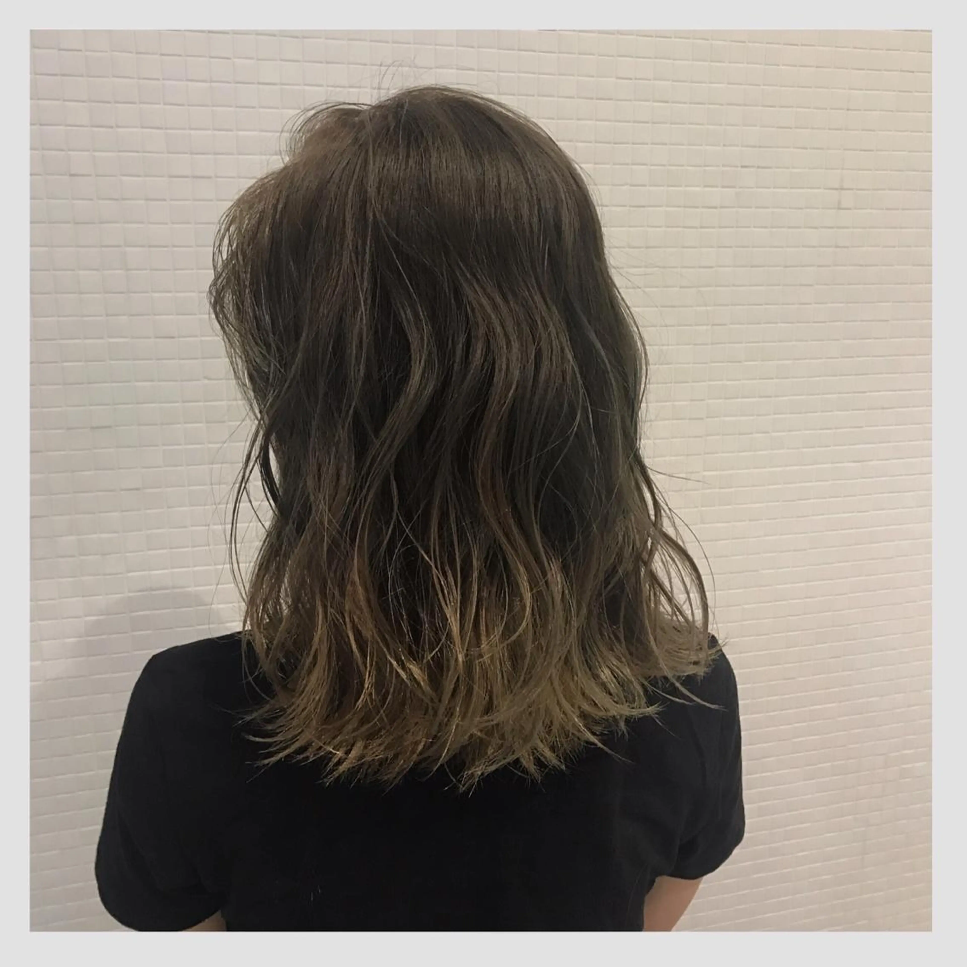 ミディアム カラー 大阪ヴィーガンサロン KANAKOのヘアスタイル