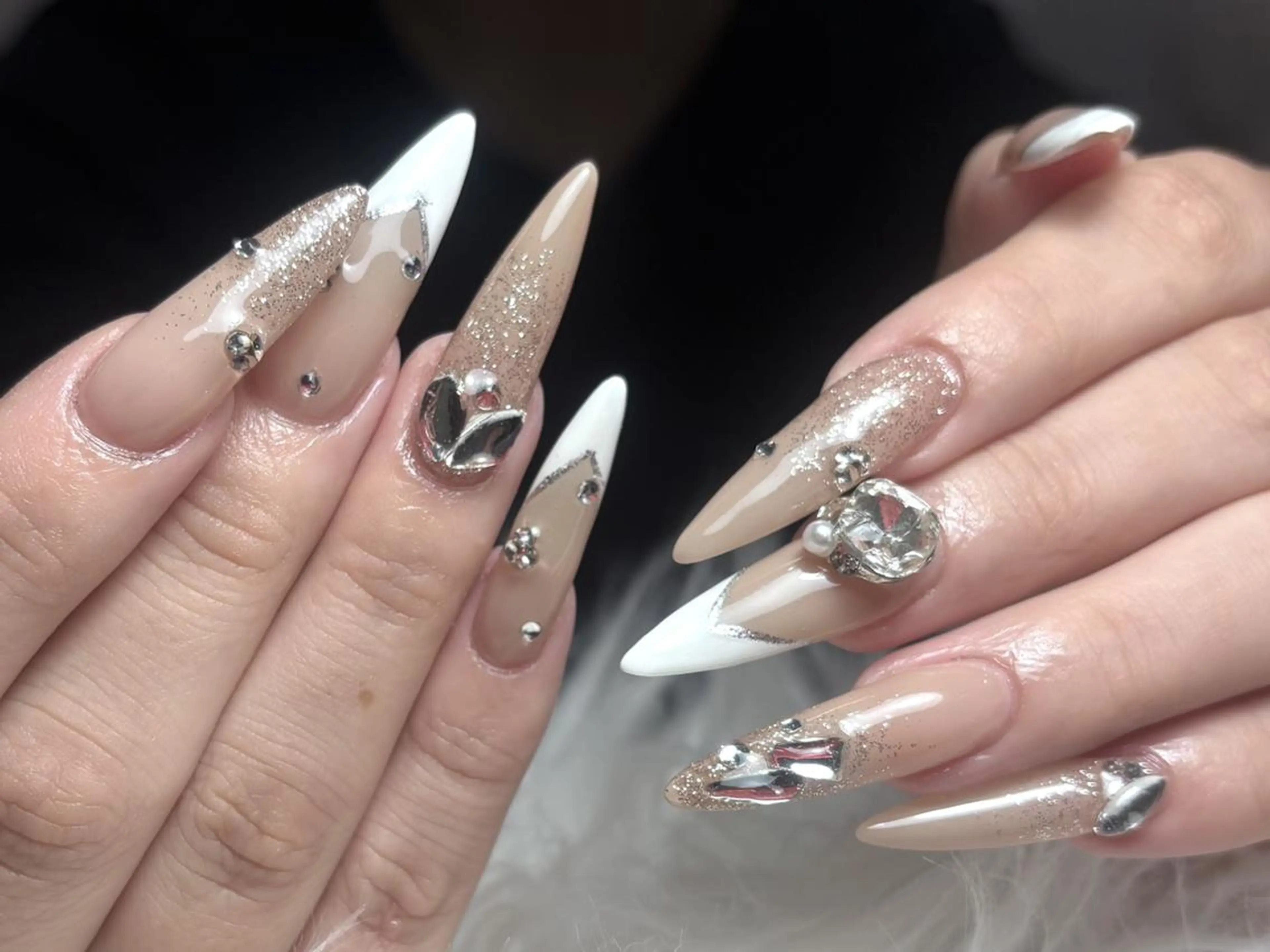 ネイル 長さ出し グラデーション 卒業式 キラキラネイル マグネットネイル ハンドネイル Yuu🎀 Belle Nailのネイルデザイン