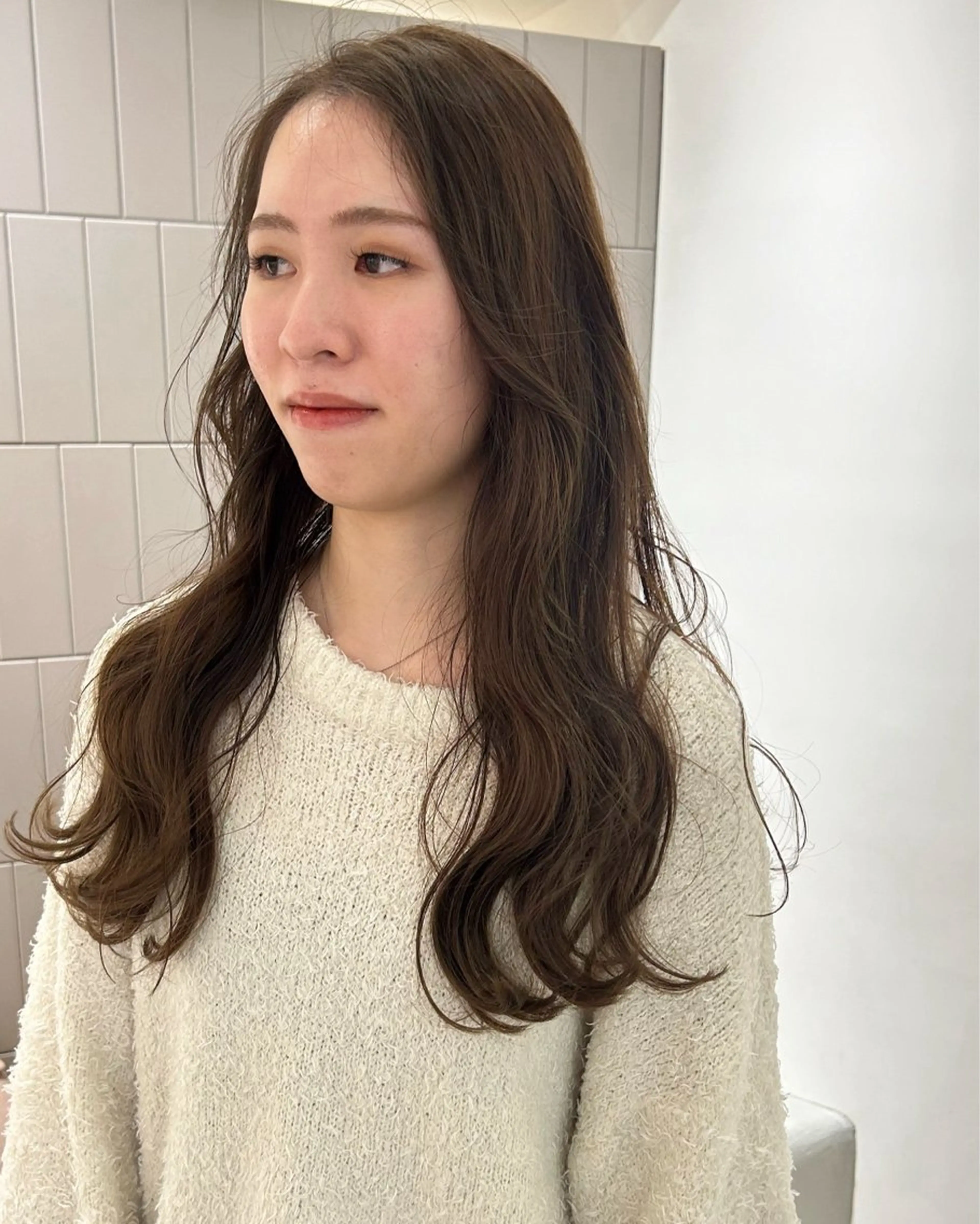 ロング カラー ブリーチ 透明感カラー ブリーチなしカラー カット ヘアカラー オリーブベージュ/ ブリーチなし透明感のヘアスタイル