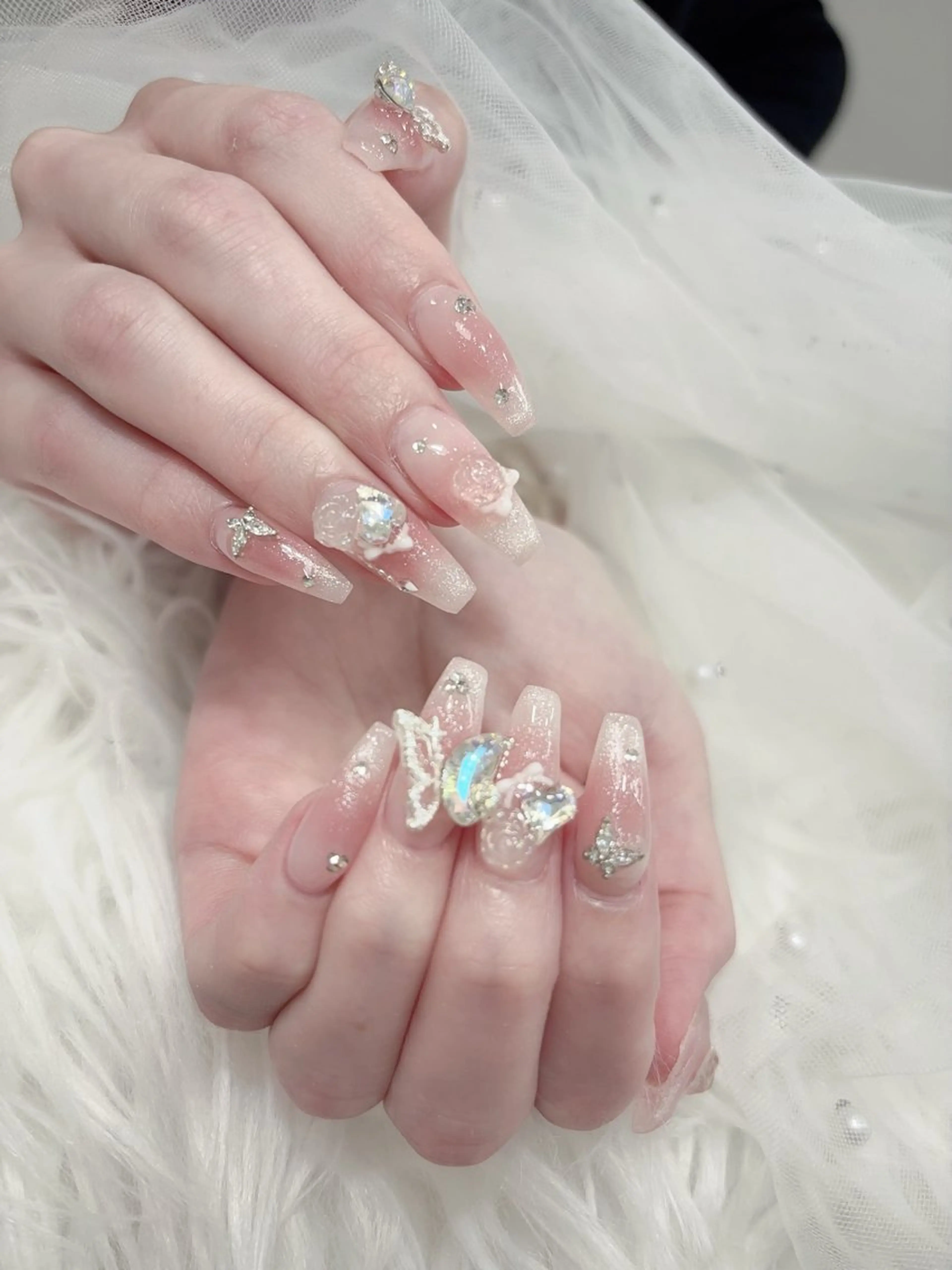 ネイル 成人式 ロングネイル マグネットネイル 大理石ネイル(マーブル) リボン ハンドネイル MoMoA Nail ネイル長さ出し専門店のネイルデザイン