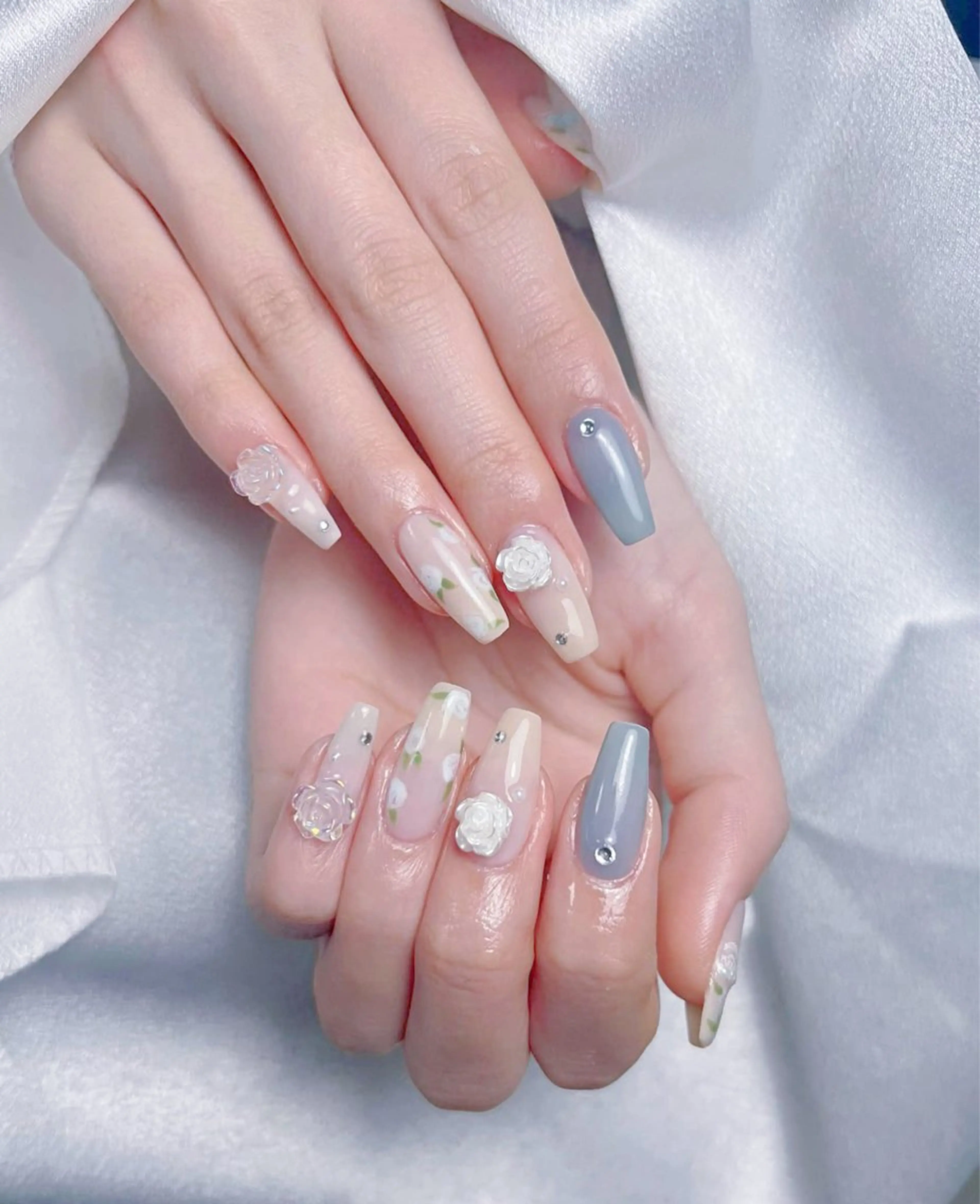 ネイル ハンドネイル Mew_Sanie所属・Sanie Salonのネイルデザイン