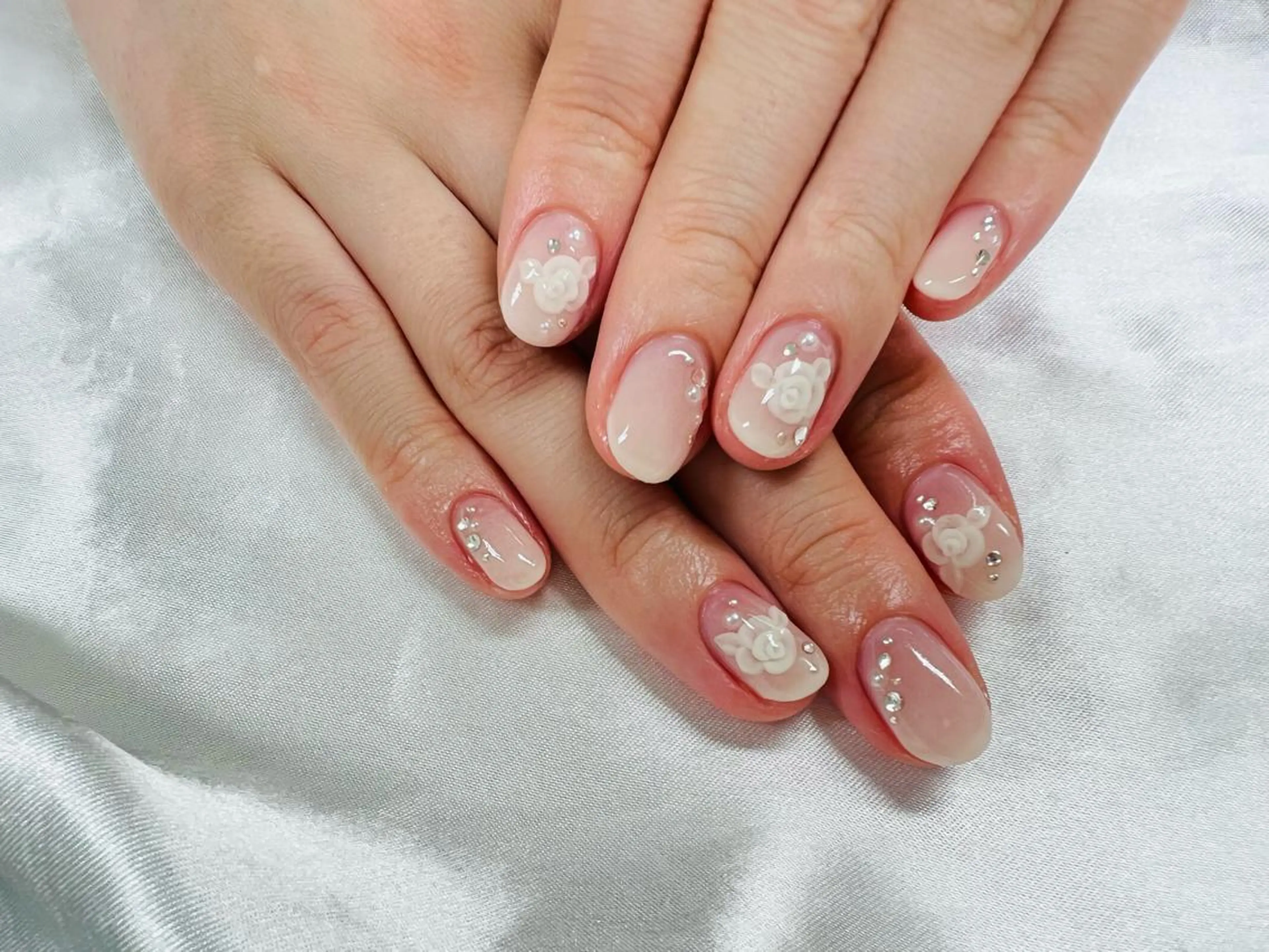 ネイル ユリシスネイル 担当近藤のネイルデザイン