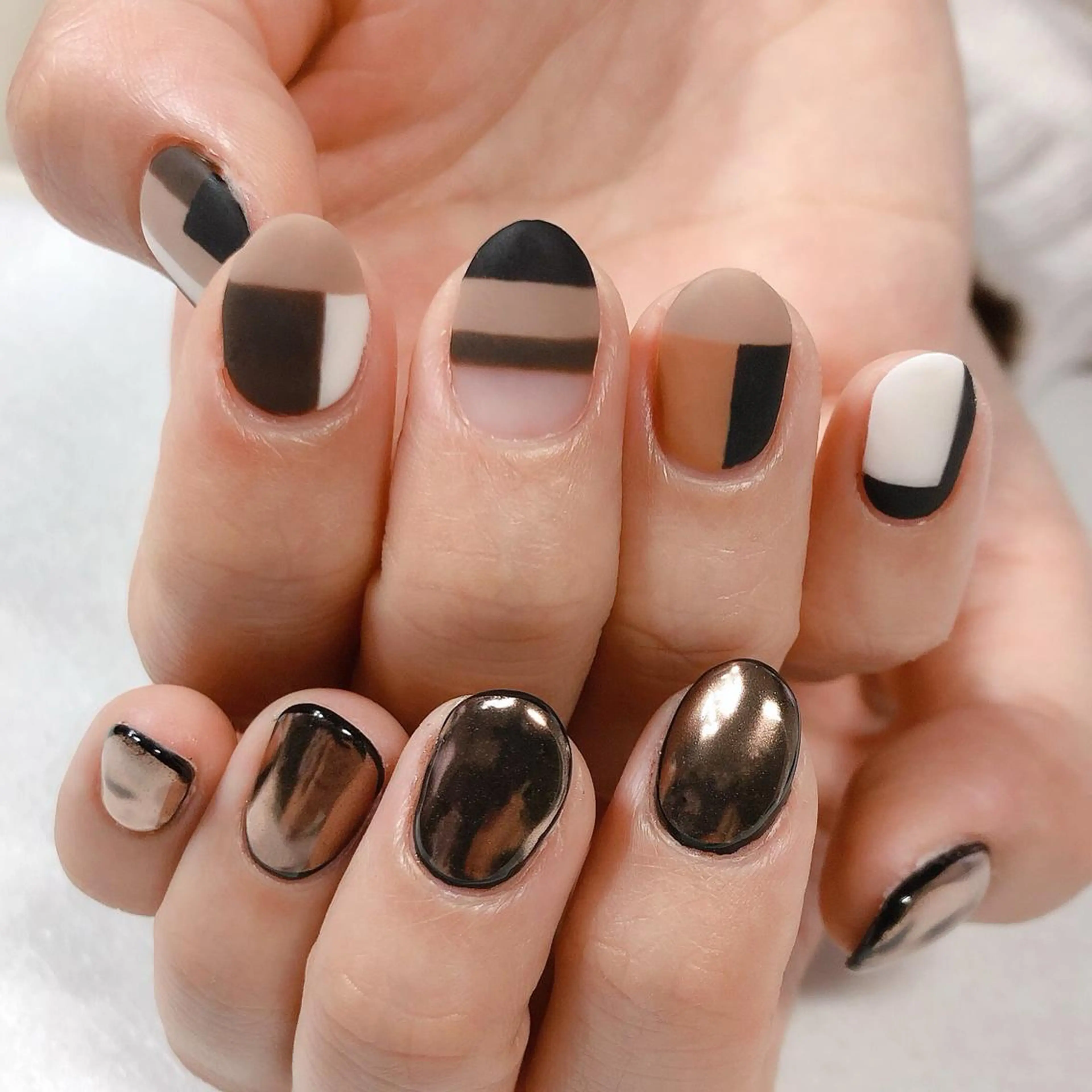 ネイル ジェルネイル 東 千夏のネイルデザイン