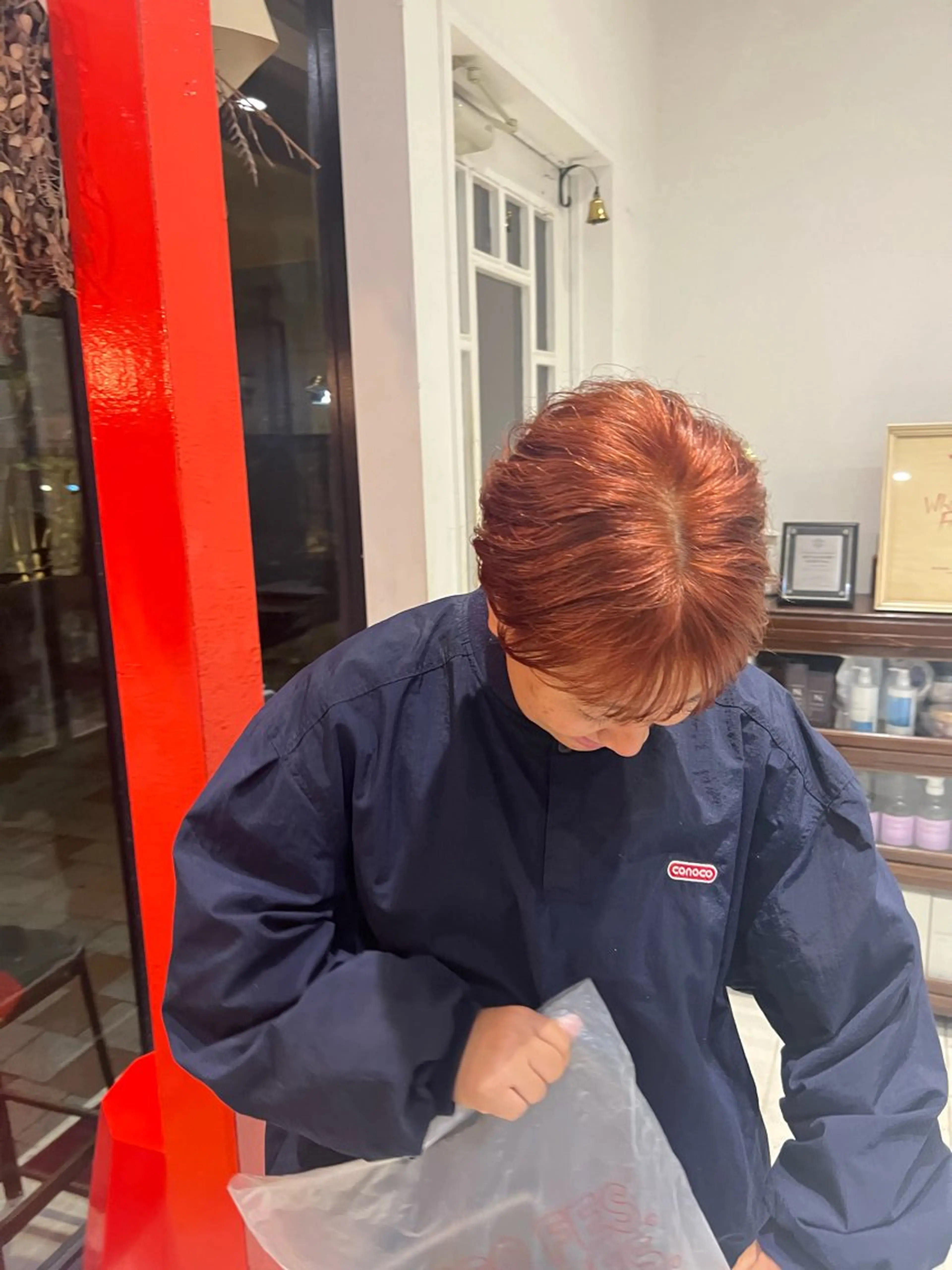 ショート カラー 魚谷 綾渚のヘアスタイル