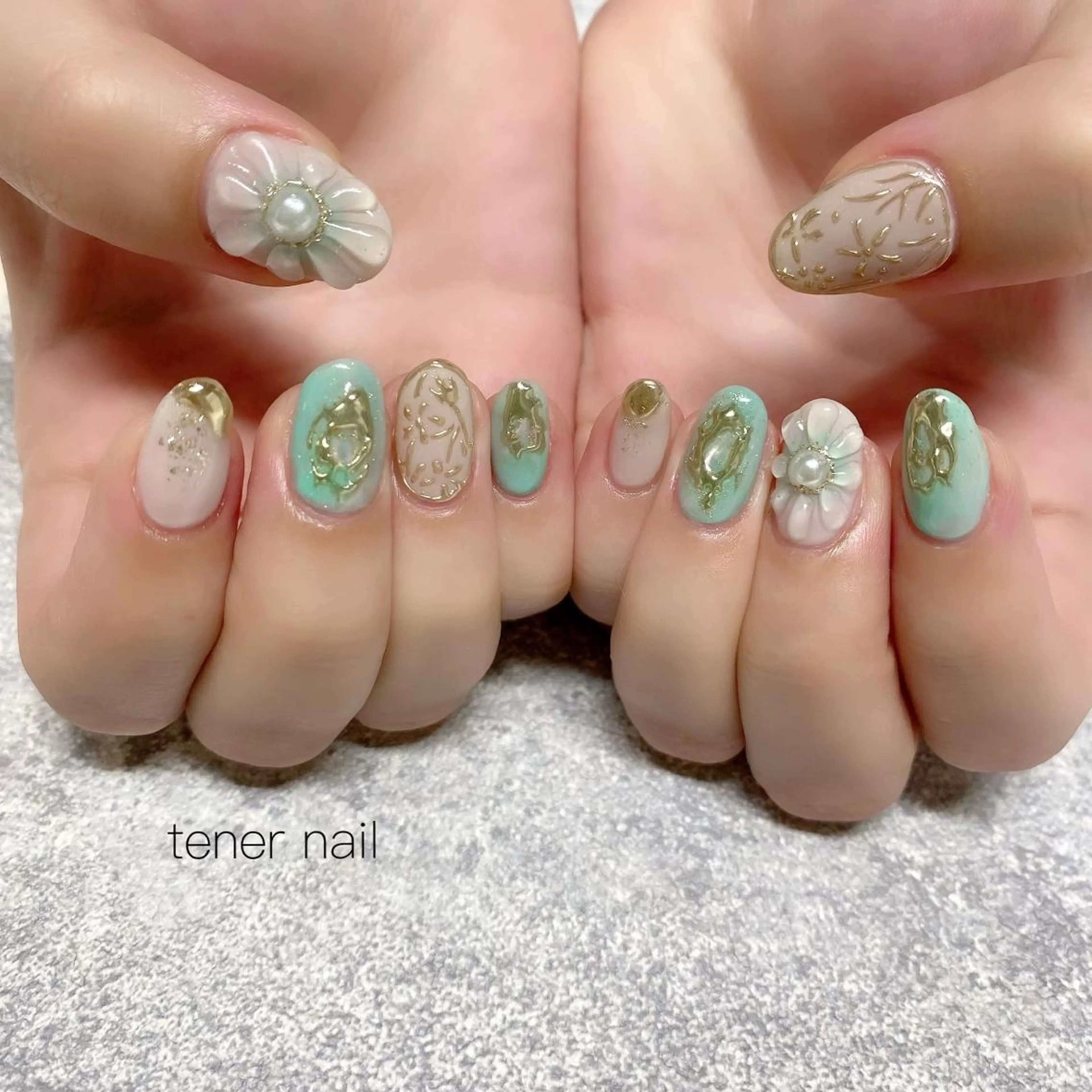 ネイル グリーン 春ネイル テネルネイル tener nailのネイルデザイン