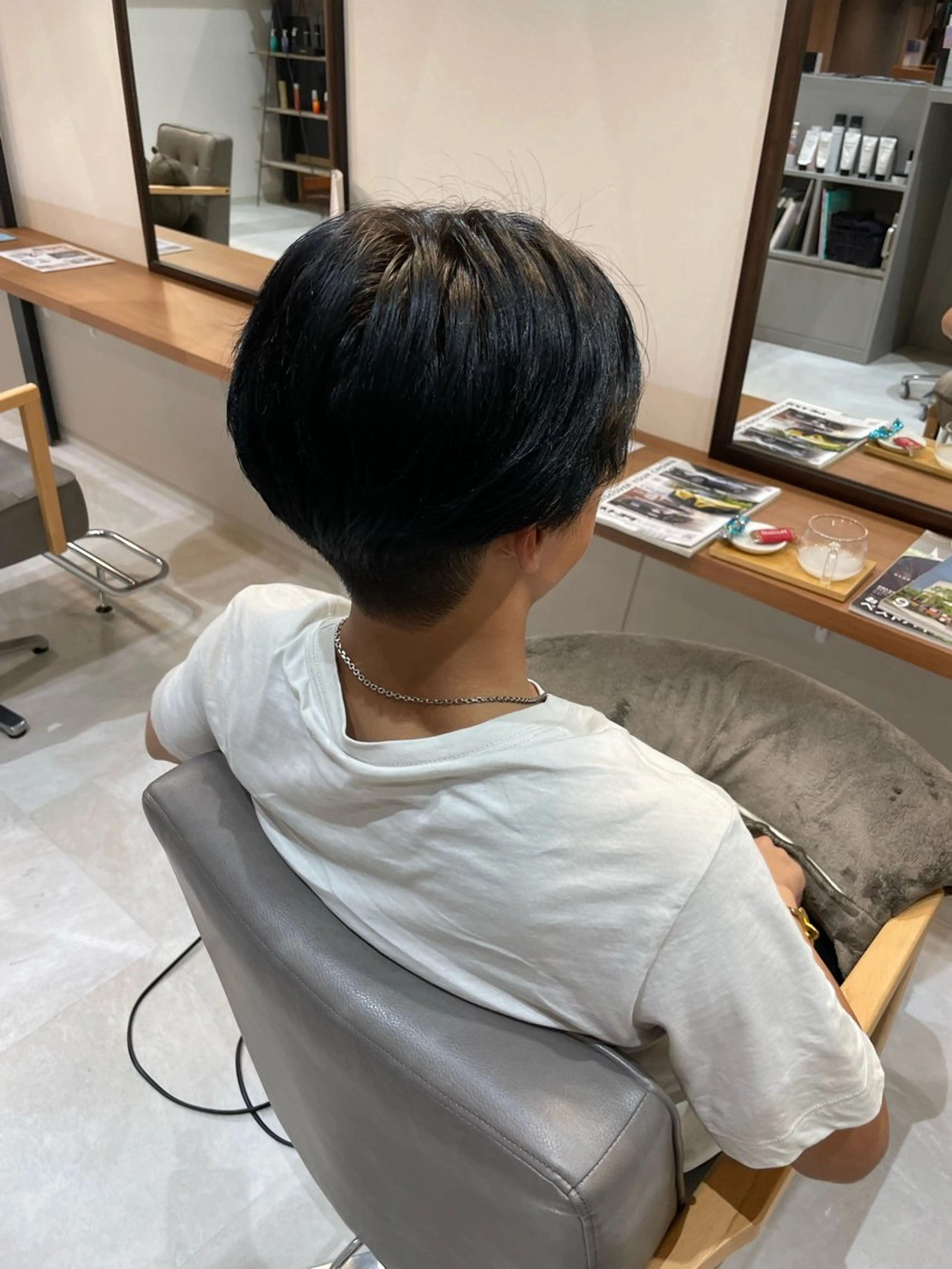 ショート パーマ メンズ メンズパーマ ニュアンスパーマ カット パーマ ayaka |トレンドヘアのヘアスタイル