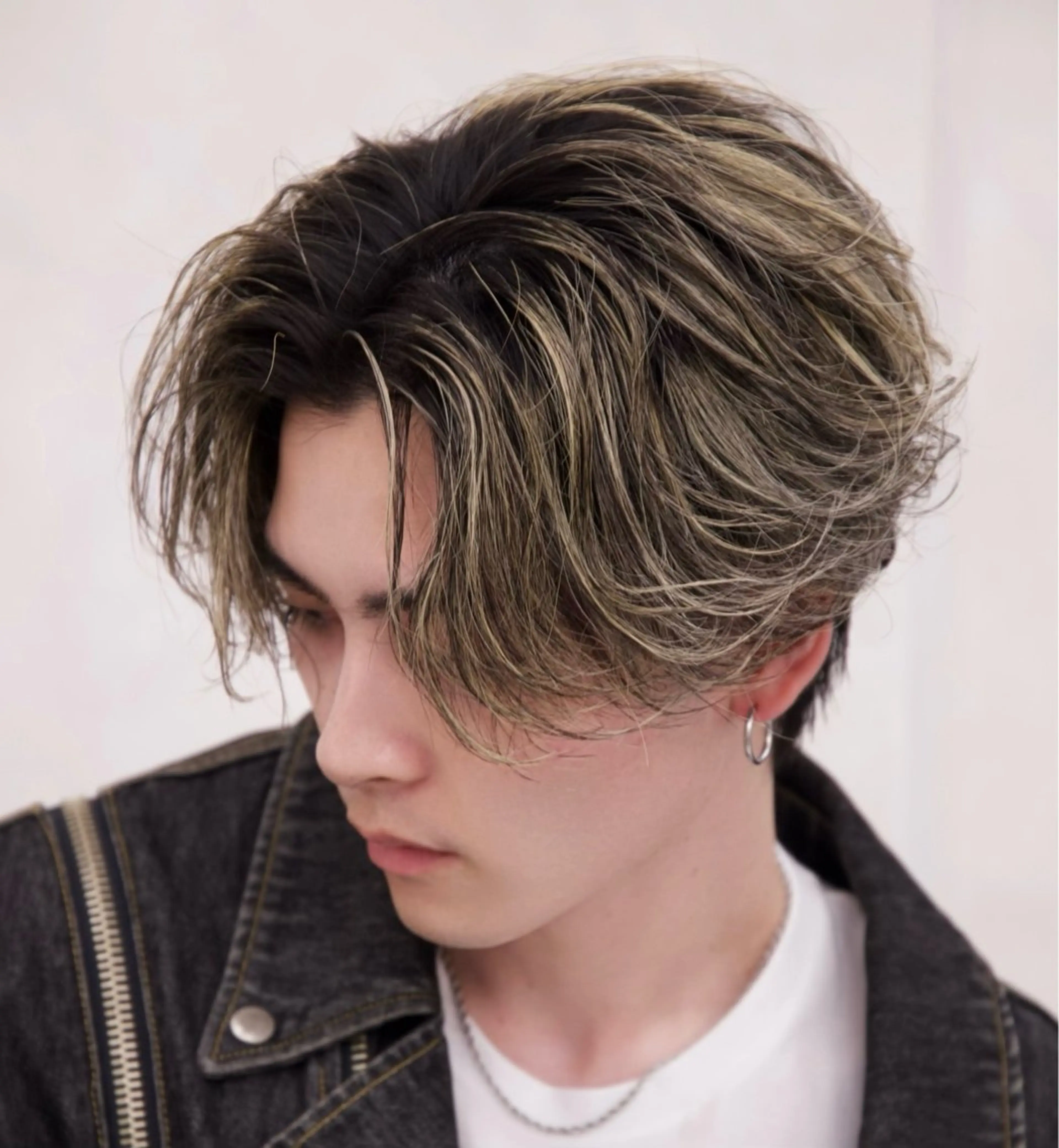 〖メンズ〗カット＋ハイライト(渋谷／ブリーチカラー／ハイライト／バレイヤージュ)の写真