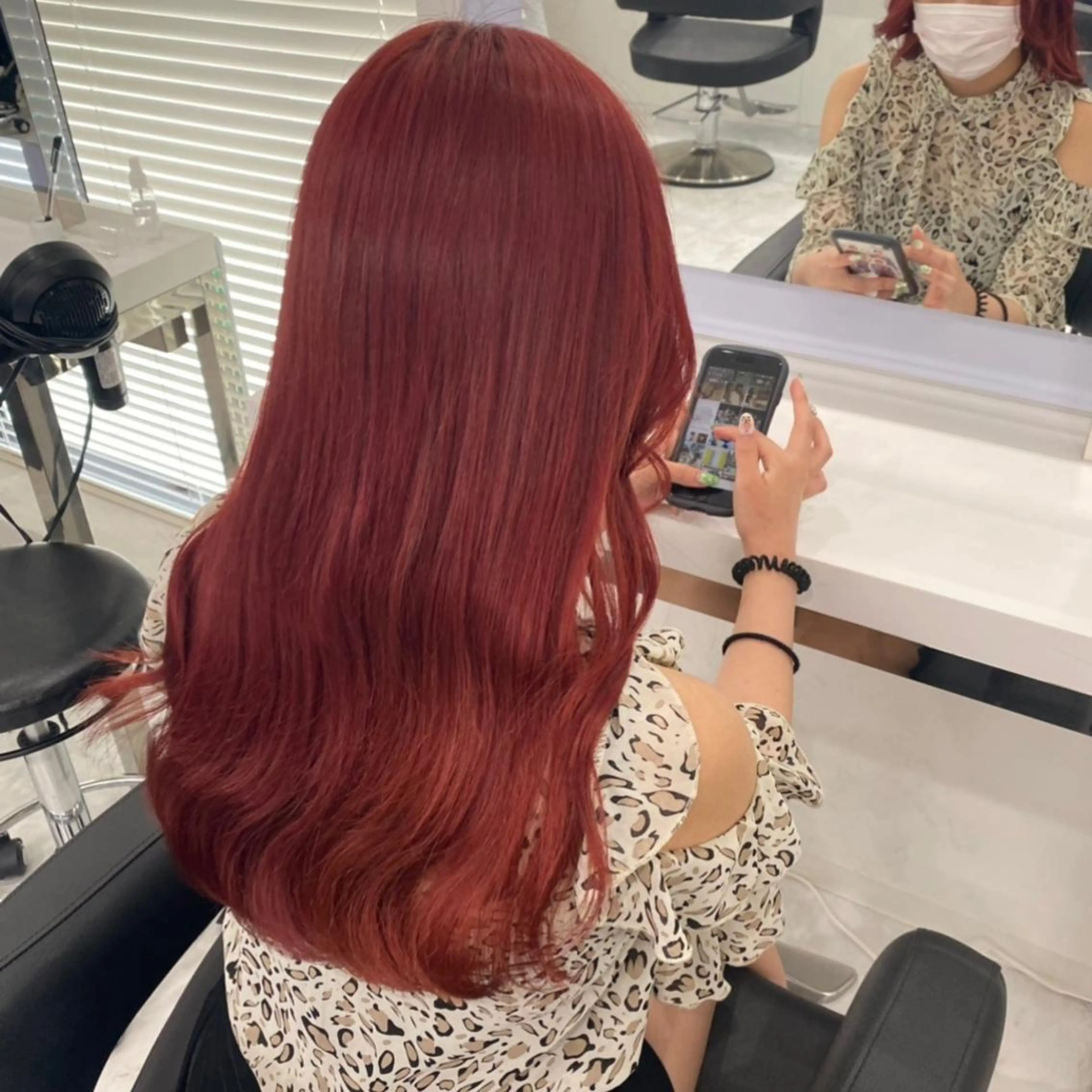 ロング カラー ヘアカラー トリートメント 🌼リナ🌼赤み消し オリーブ/ブラウンのヘアスタイル