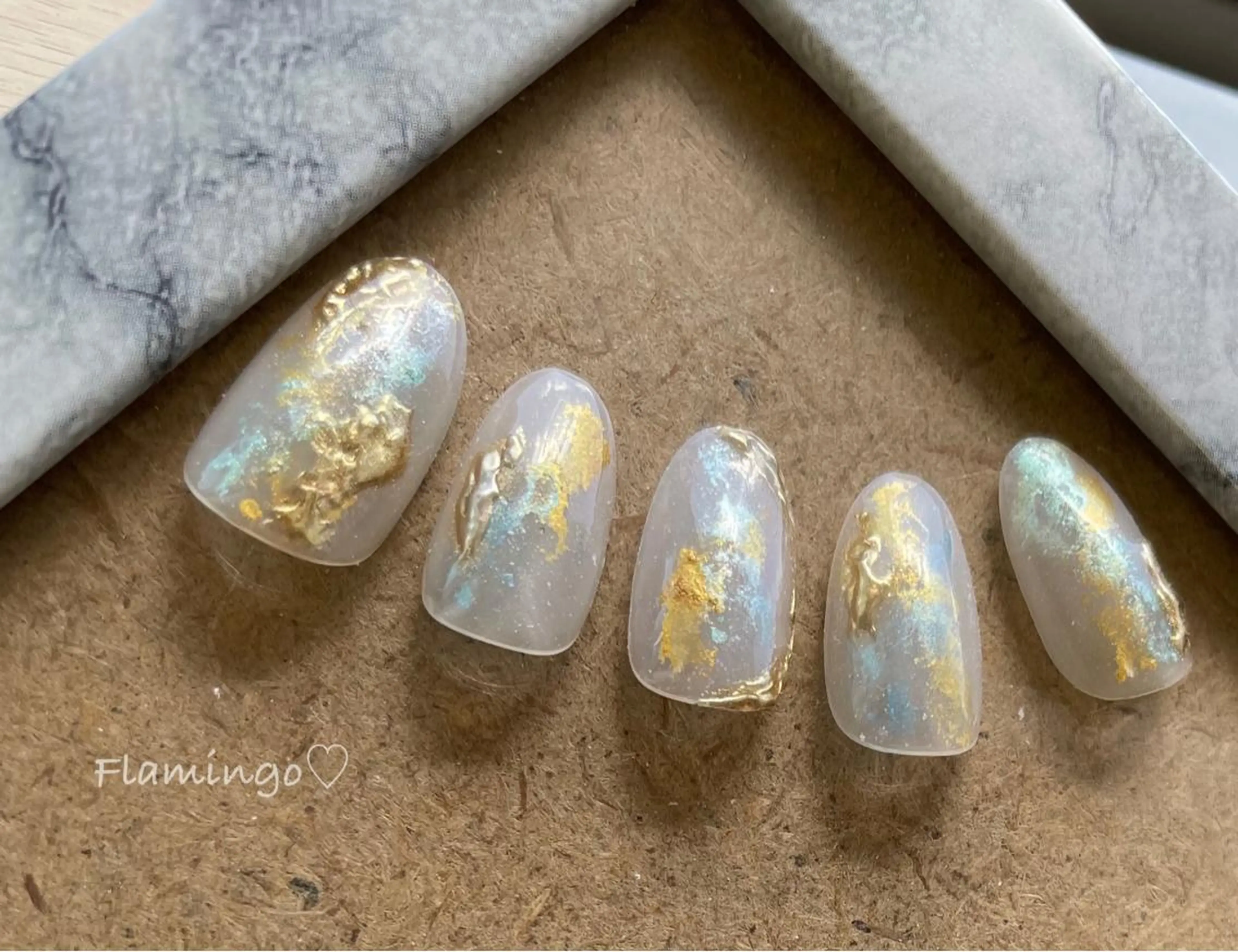 ネイル ジェルネイル ミラーネイル ニュアンスネイル 夏ネイル フィルイン／自爪育成 ／爪に優しい施術のネイルデザイン