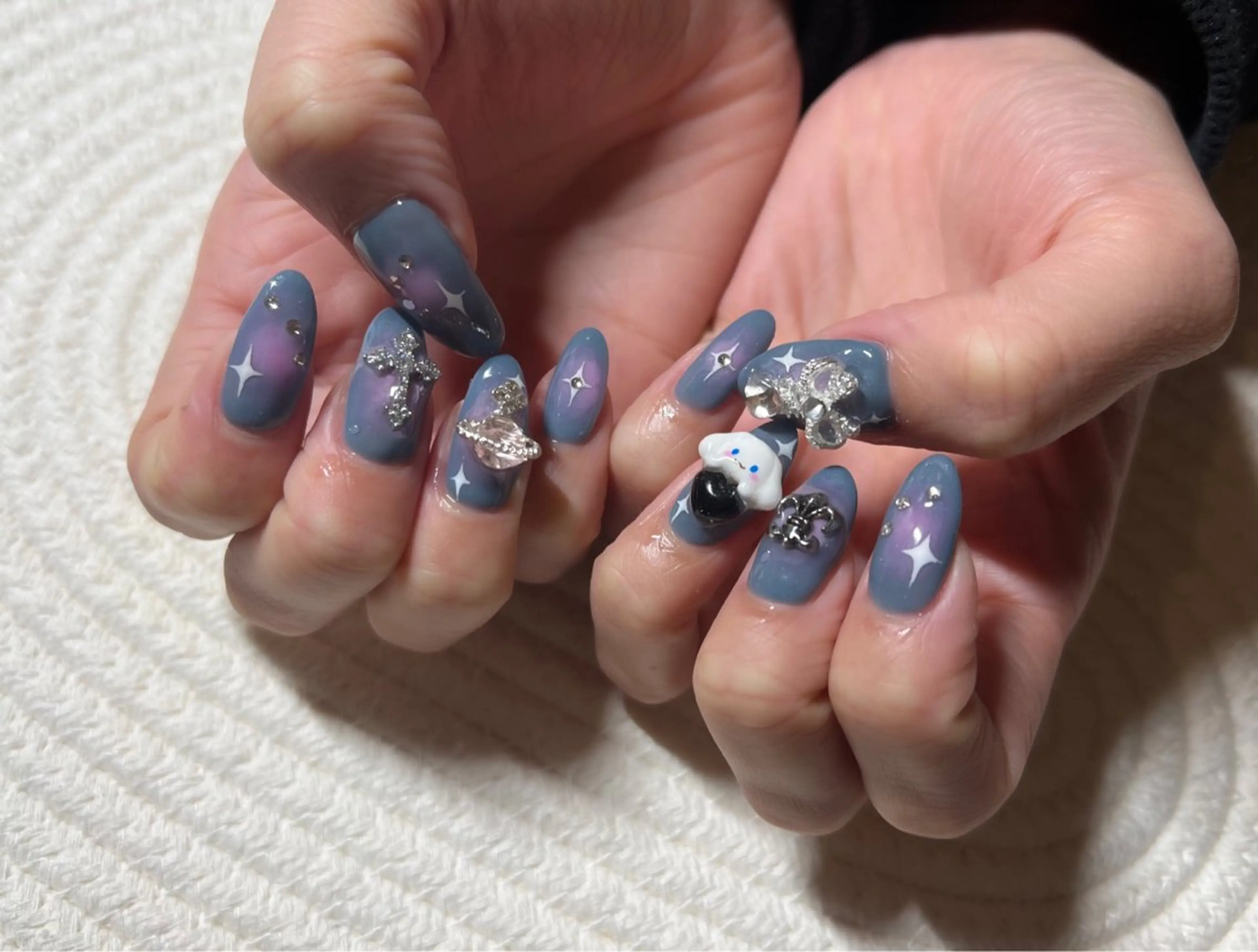 ネイル 持ち込み ハンドネイル liberté (リベルテ)のネイルデザイン