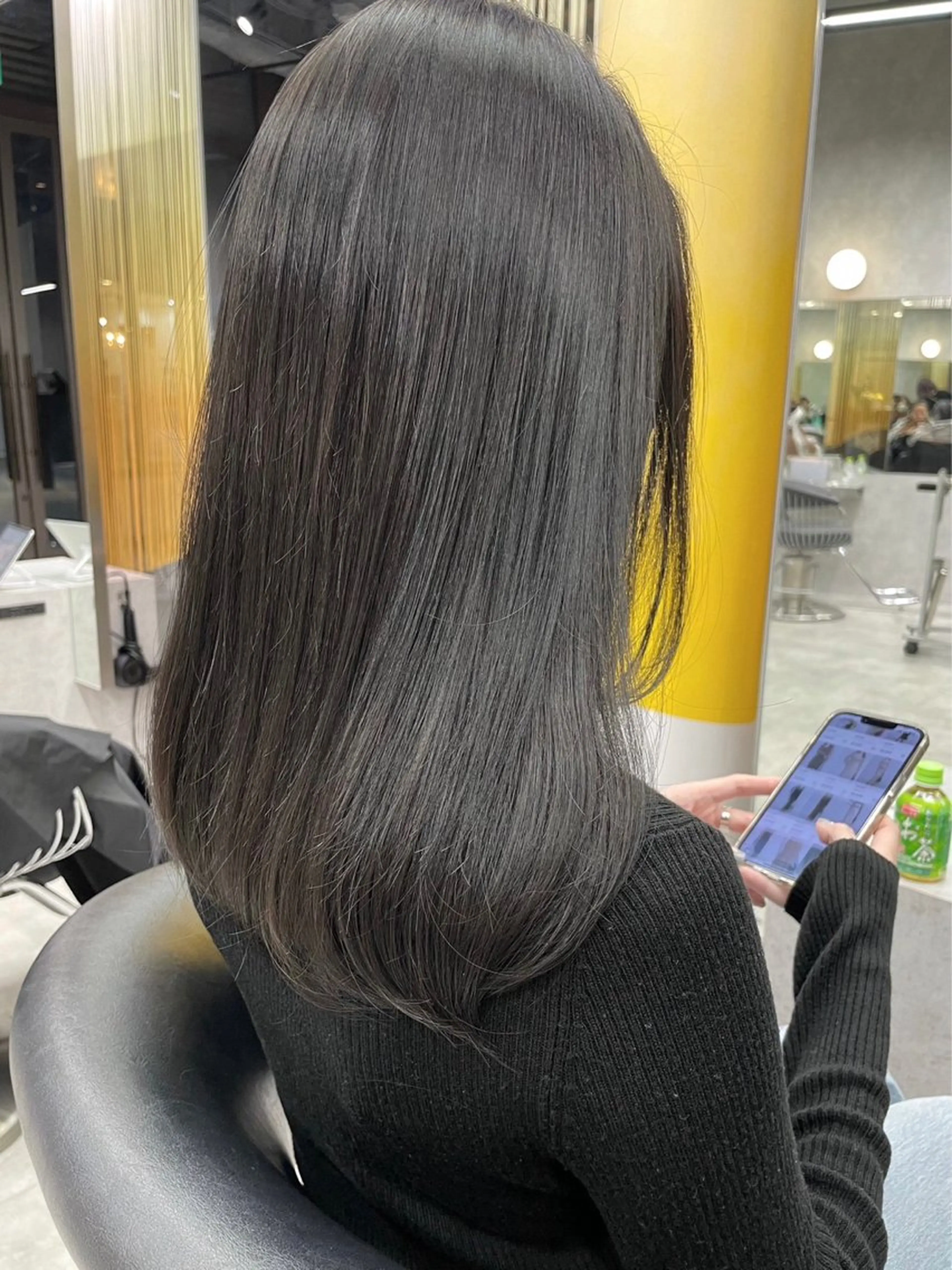 カラー ヘアカラー 花井輝 ボブ/センターパートのヘアスタイル