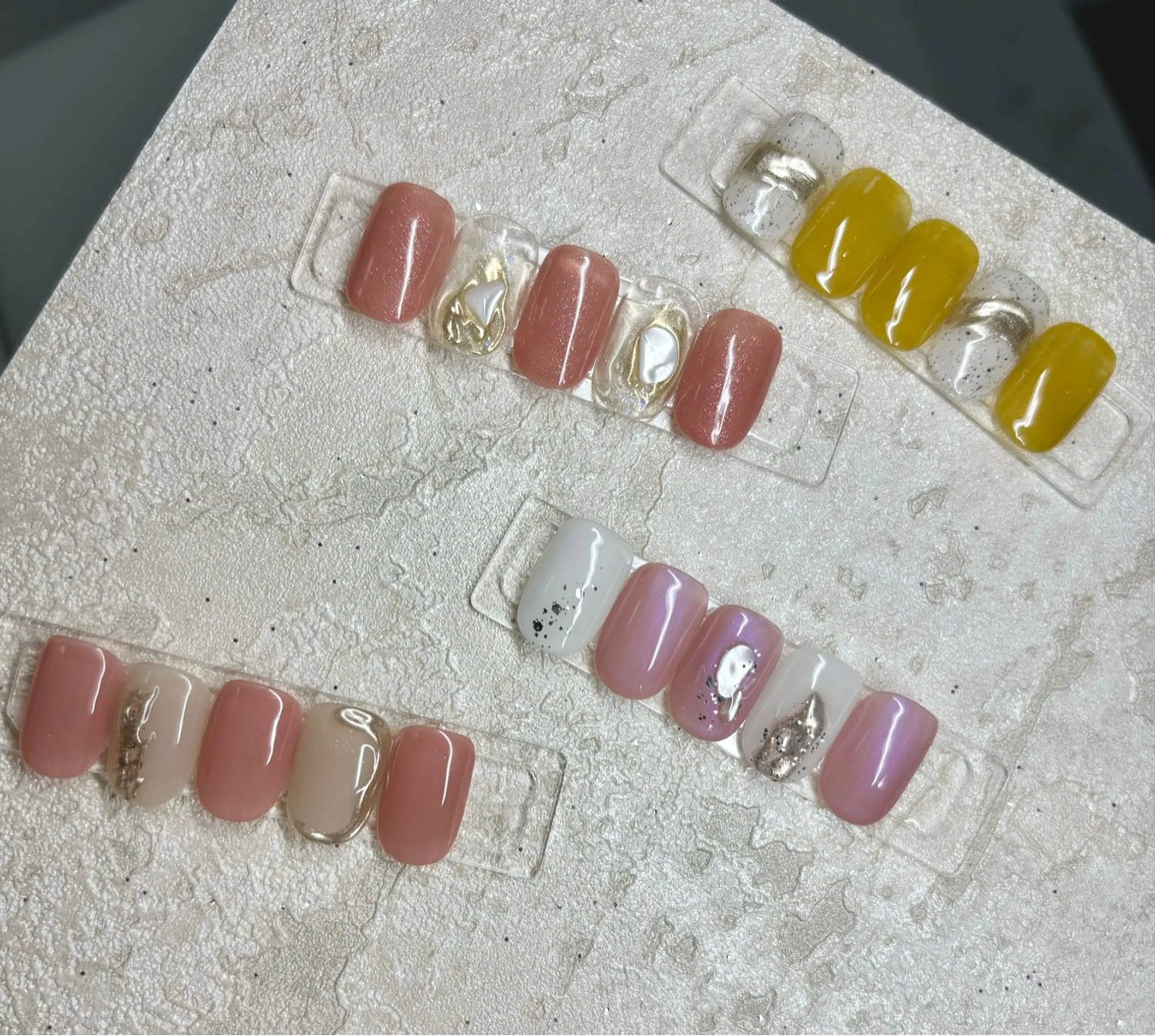 ネイル ニュアンスネイル シンプルネイル ETE LUNA NAILのネイルデザイン