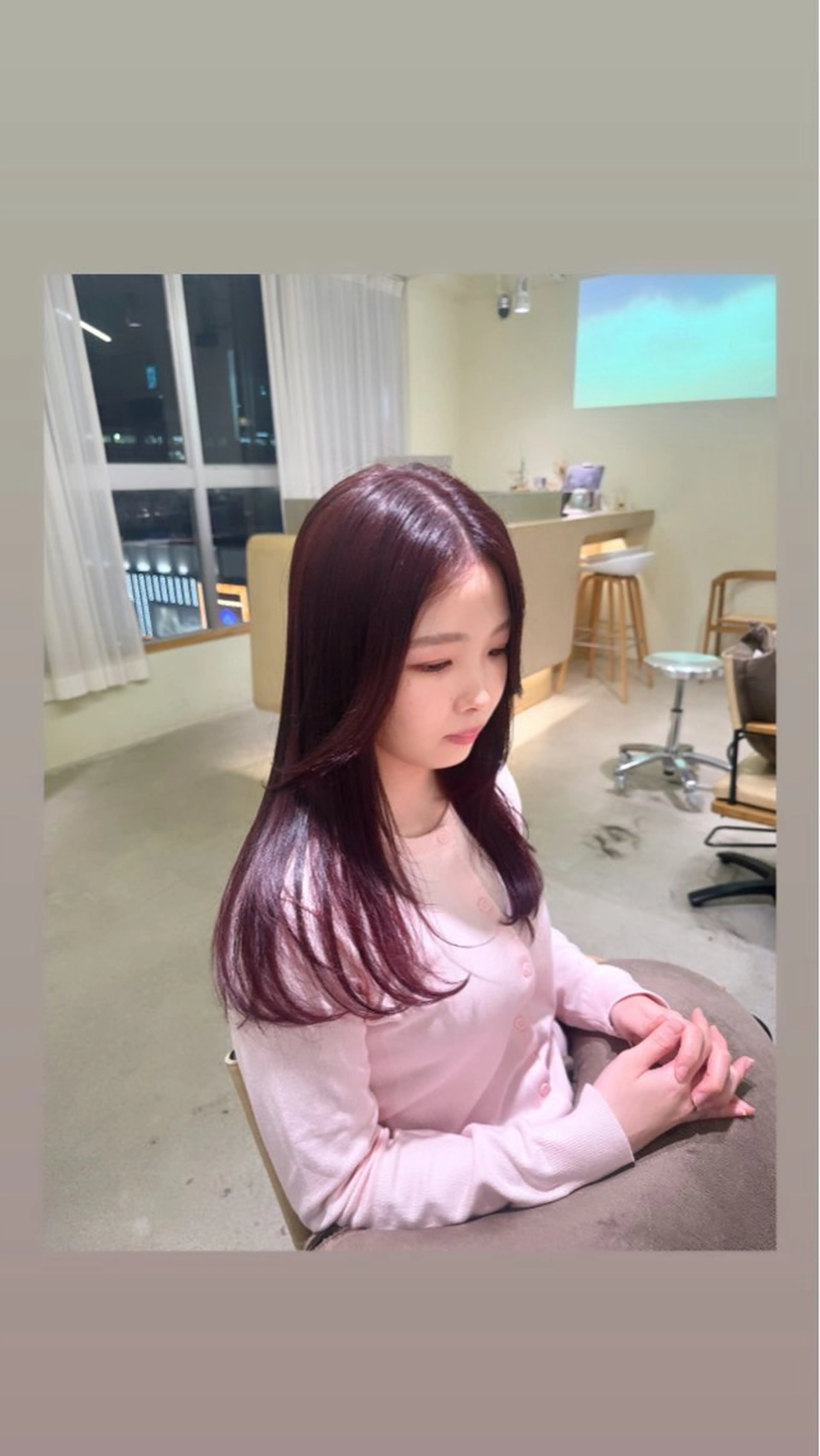 カラー ブリーチ ブリーチなしカラー ピンクカラー 落合しほ/韓国ヘア/ 髪質改善/縮毛矯正のヘアスタイル