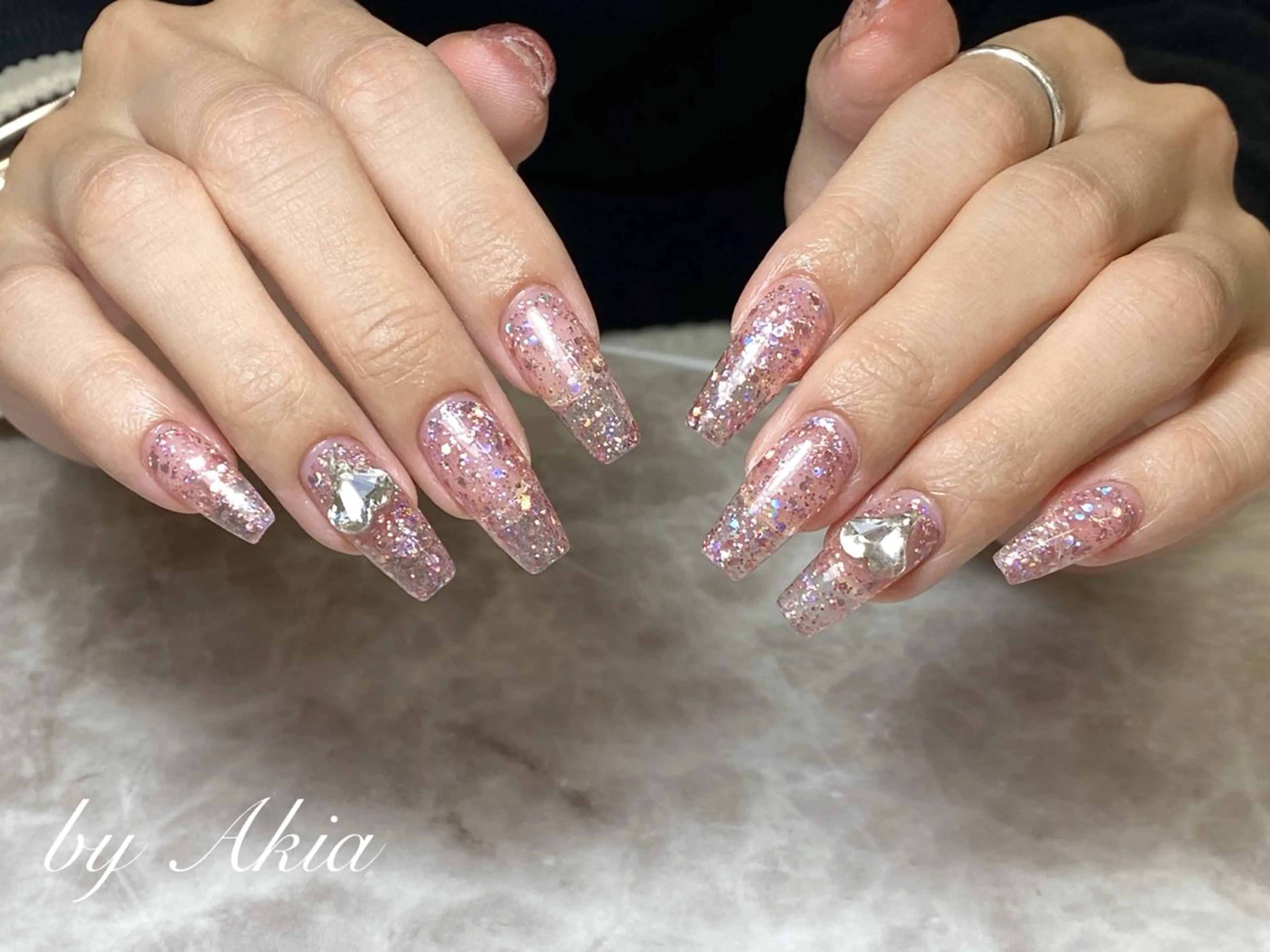 ネイル ハンドネイル ハンドケア 閨匠ビューティサロン 新橋店のネイルデザイン