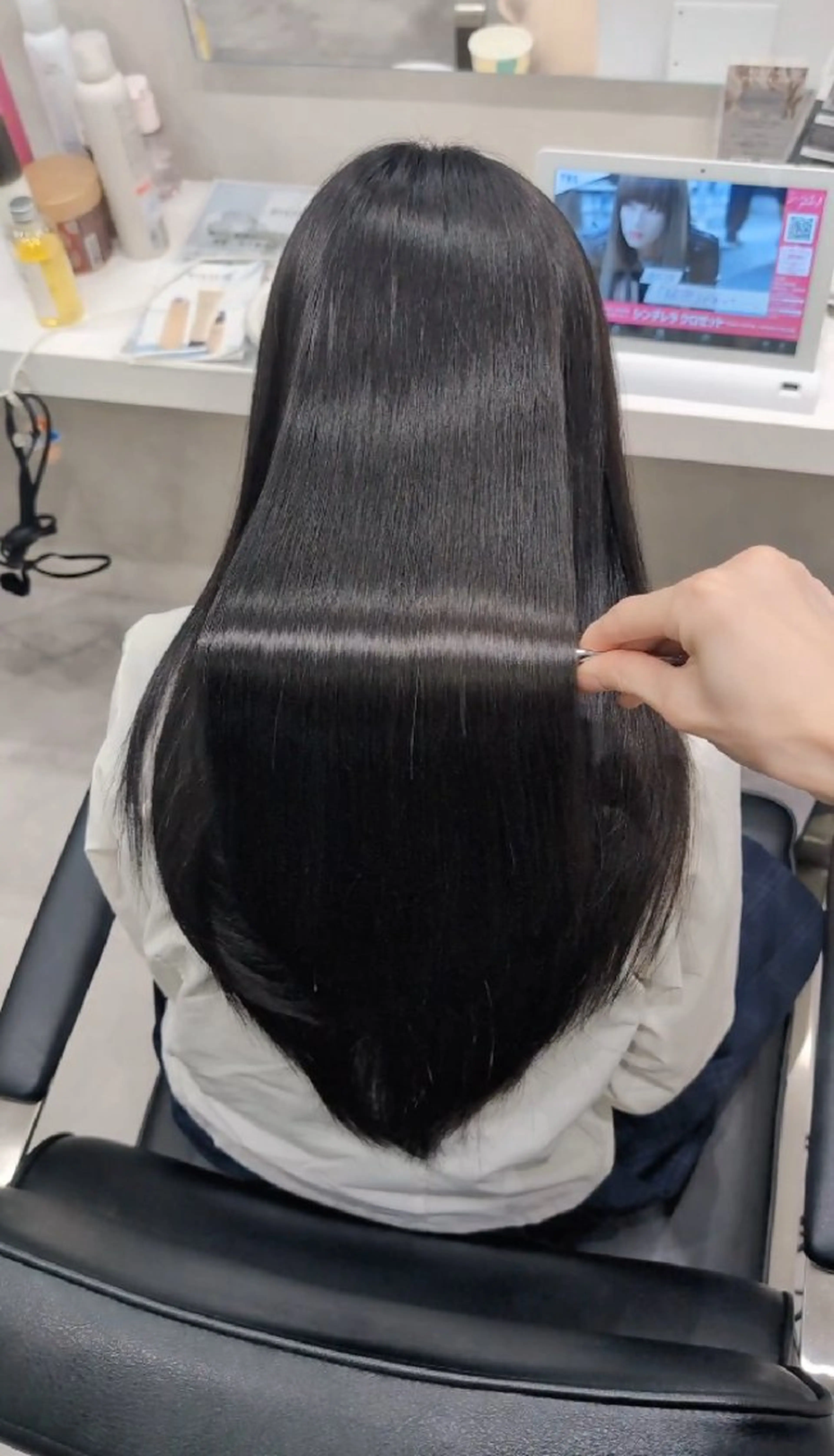 ロング 髪質改善 トリートメント カット 縮毛矯正 髪質改善/ 上村旺武のヘアスタイル