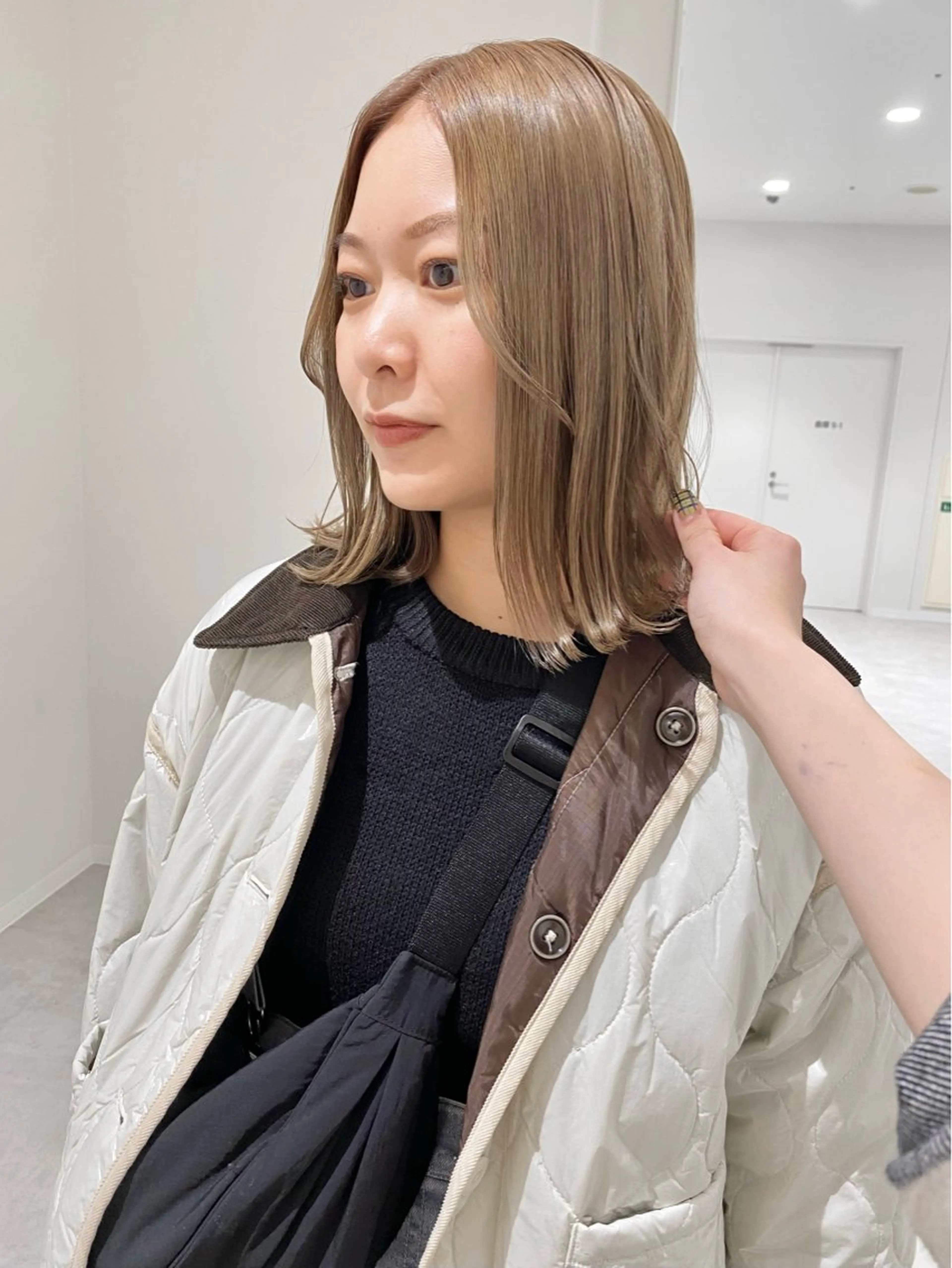 ミディアム カラー ベージュカラー ヘアカラー ベージュ/アレンジ /横浜/杉本千夏のヘアスタイル