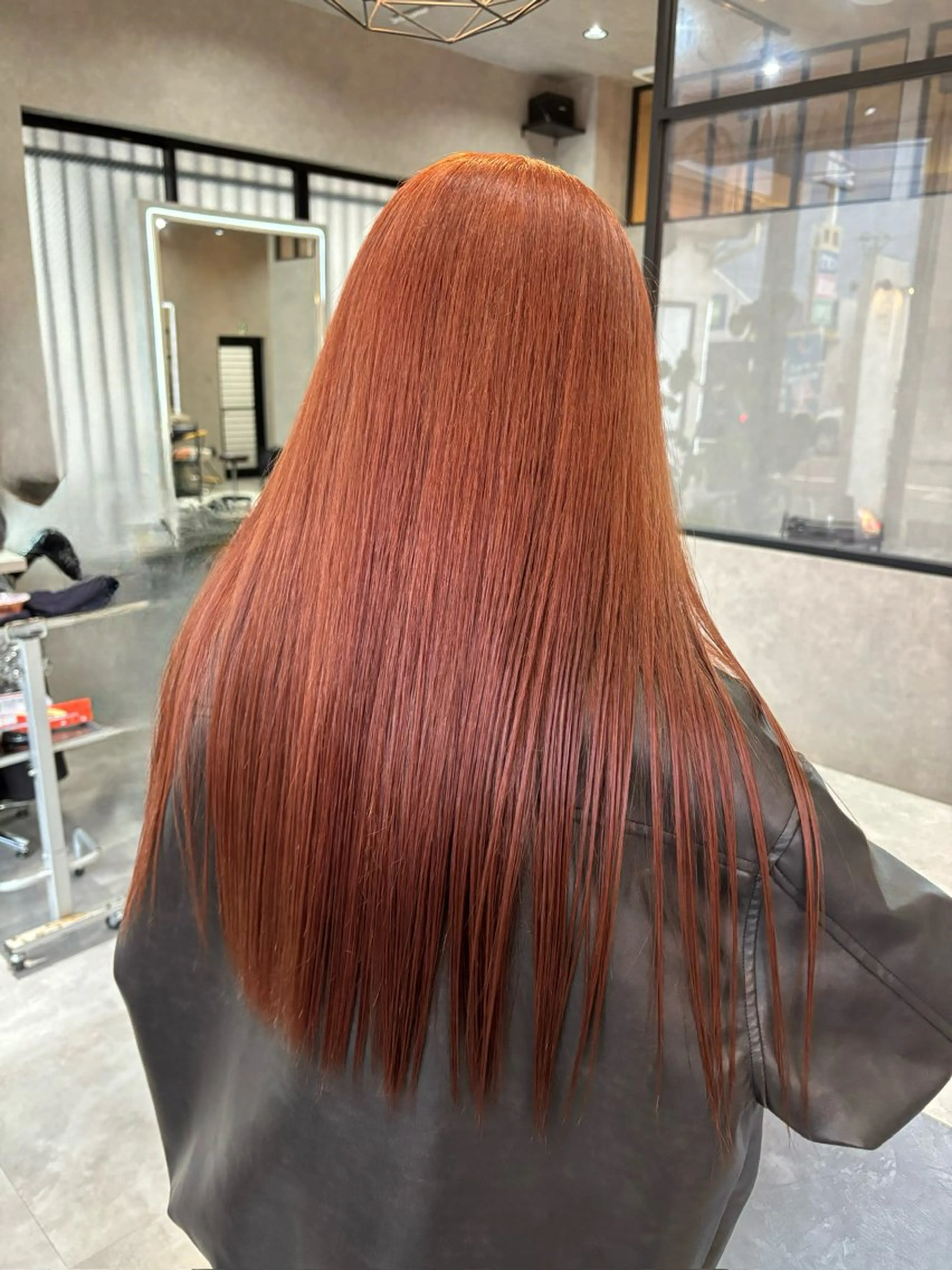 ロング ヘアカラー つちくら あみのヘアスタイル