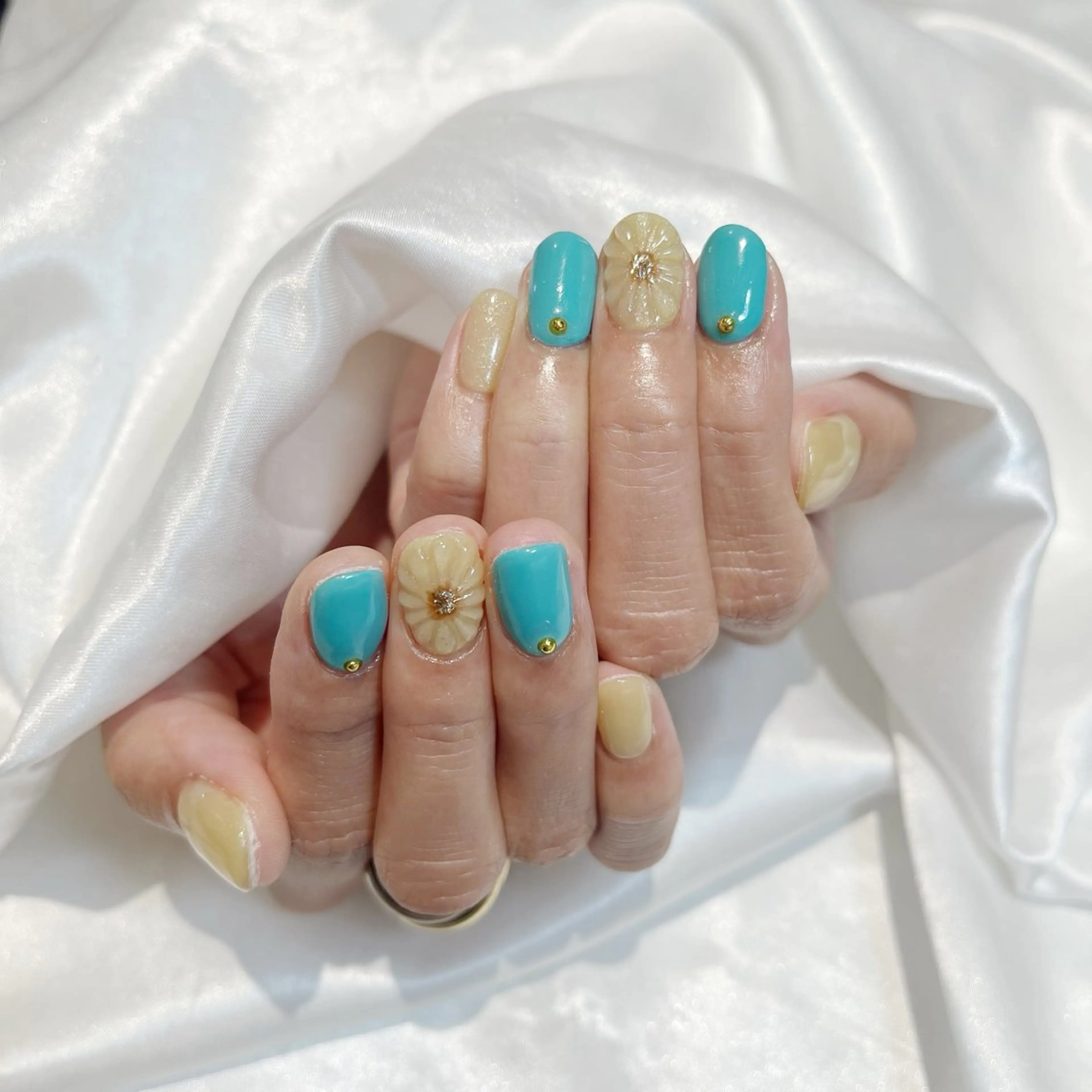 ネイル WISTERIA aisaのネイルデザイン