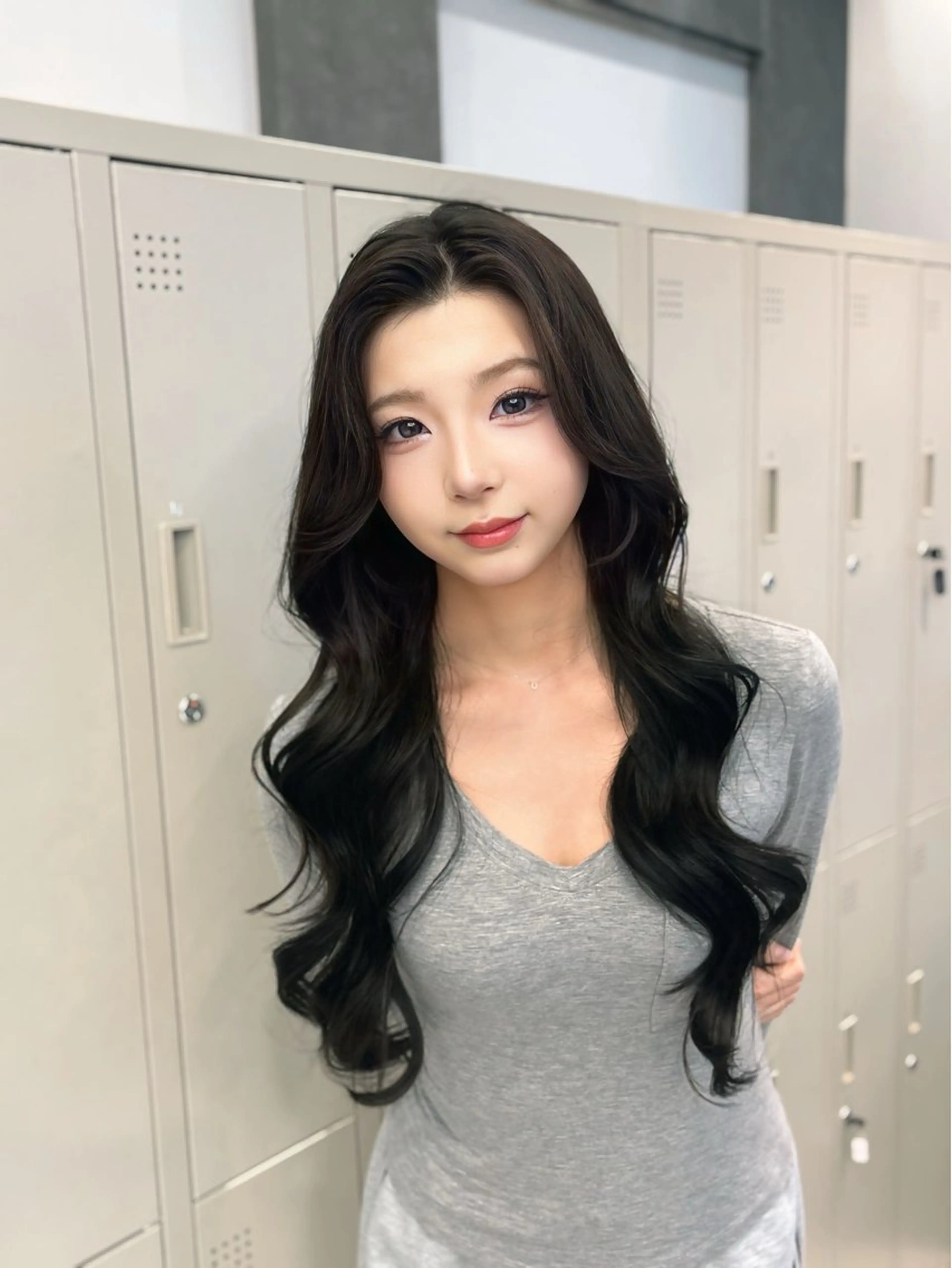 ロング カラー ヘアアレンジ 透明感カラー カット ヘアカラー トリートメント ヘアセット ハイトーン/透明感 髪質改善/rinaのヘアスタイル