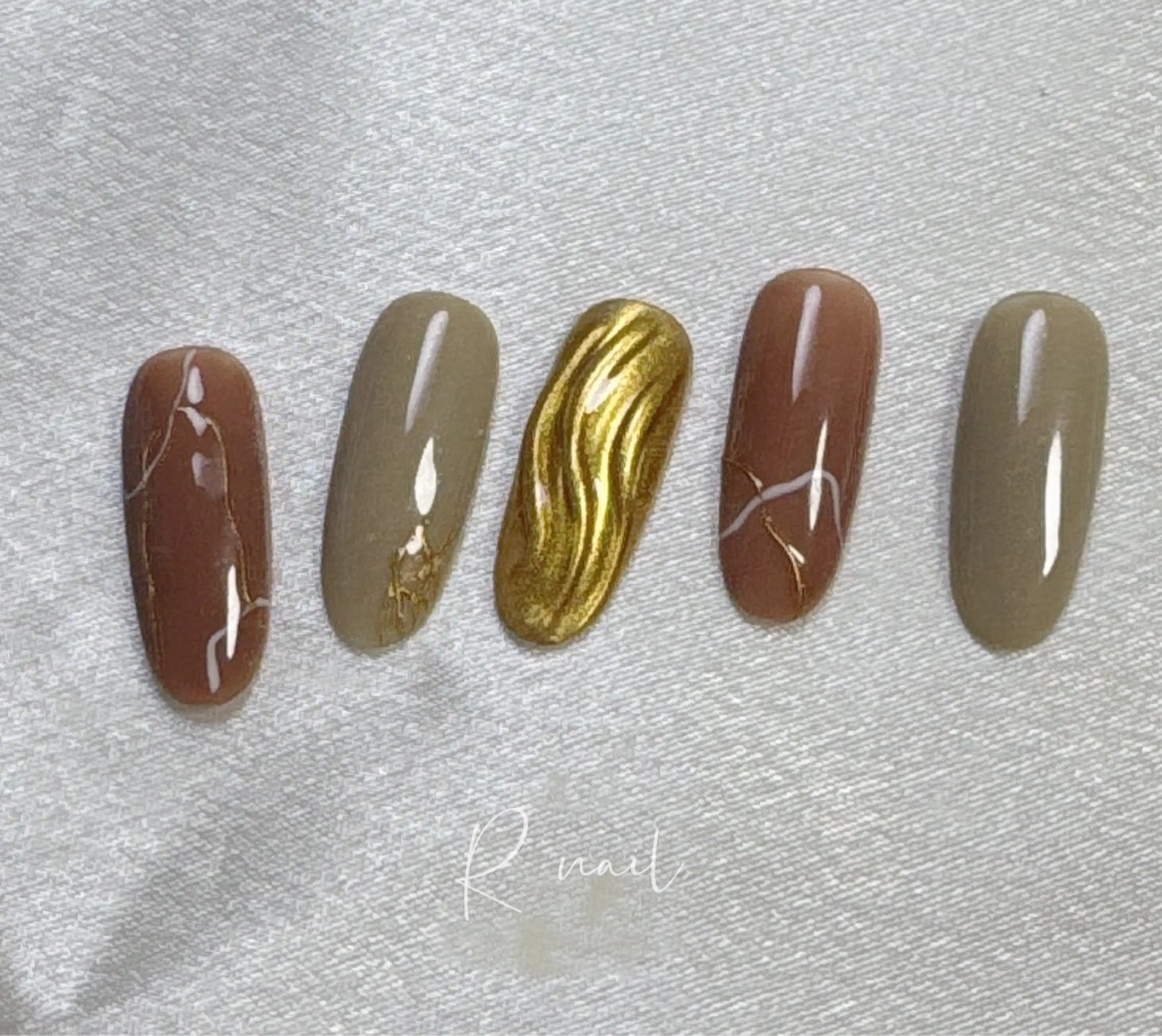 ネイル ハンドネイル 太田 汐音のネイルデザイン