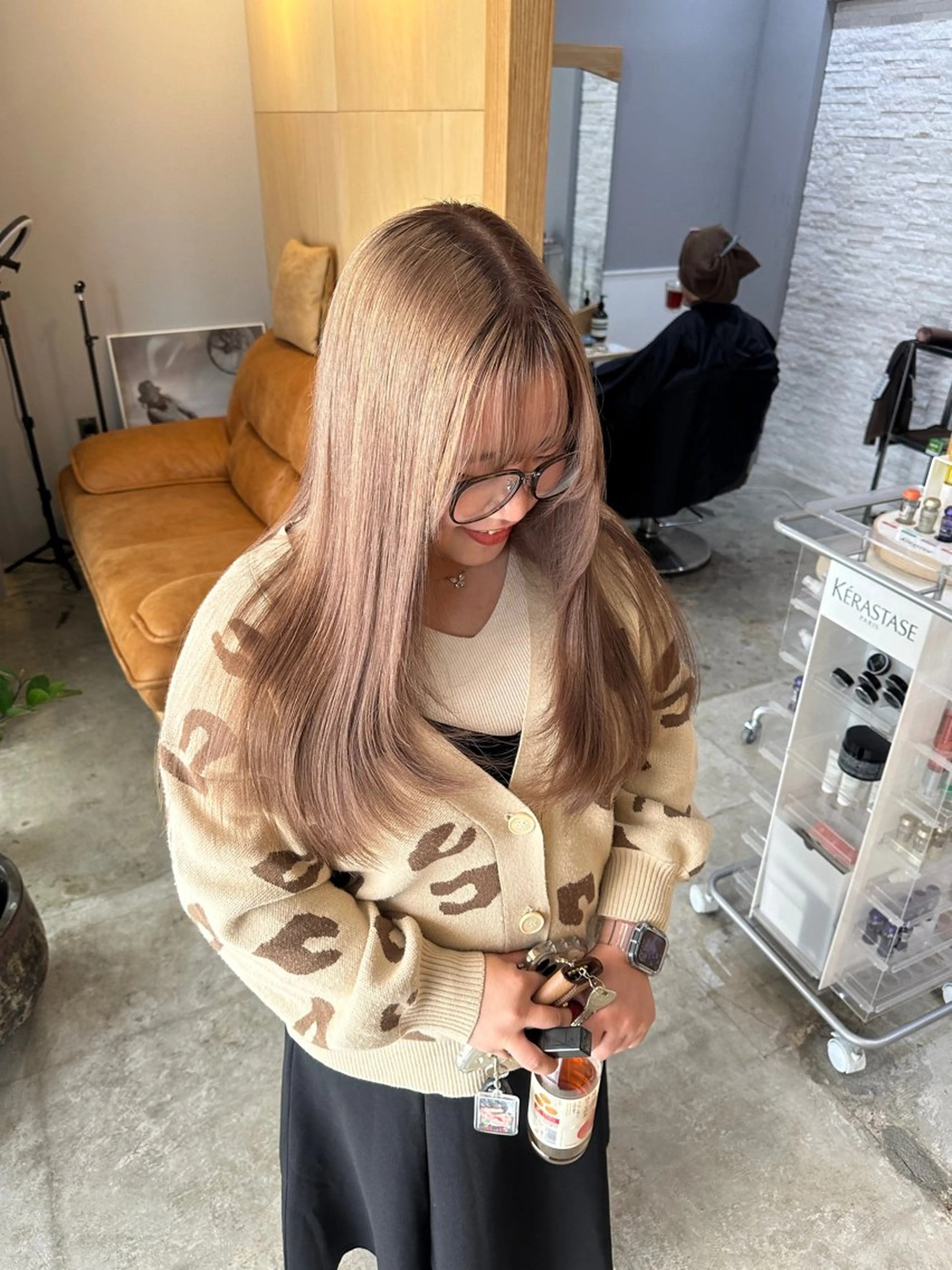 ミディアム ヘアカラー トリートメント miloc MOMOKAのヘアスタイル