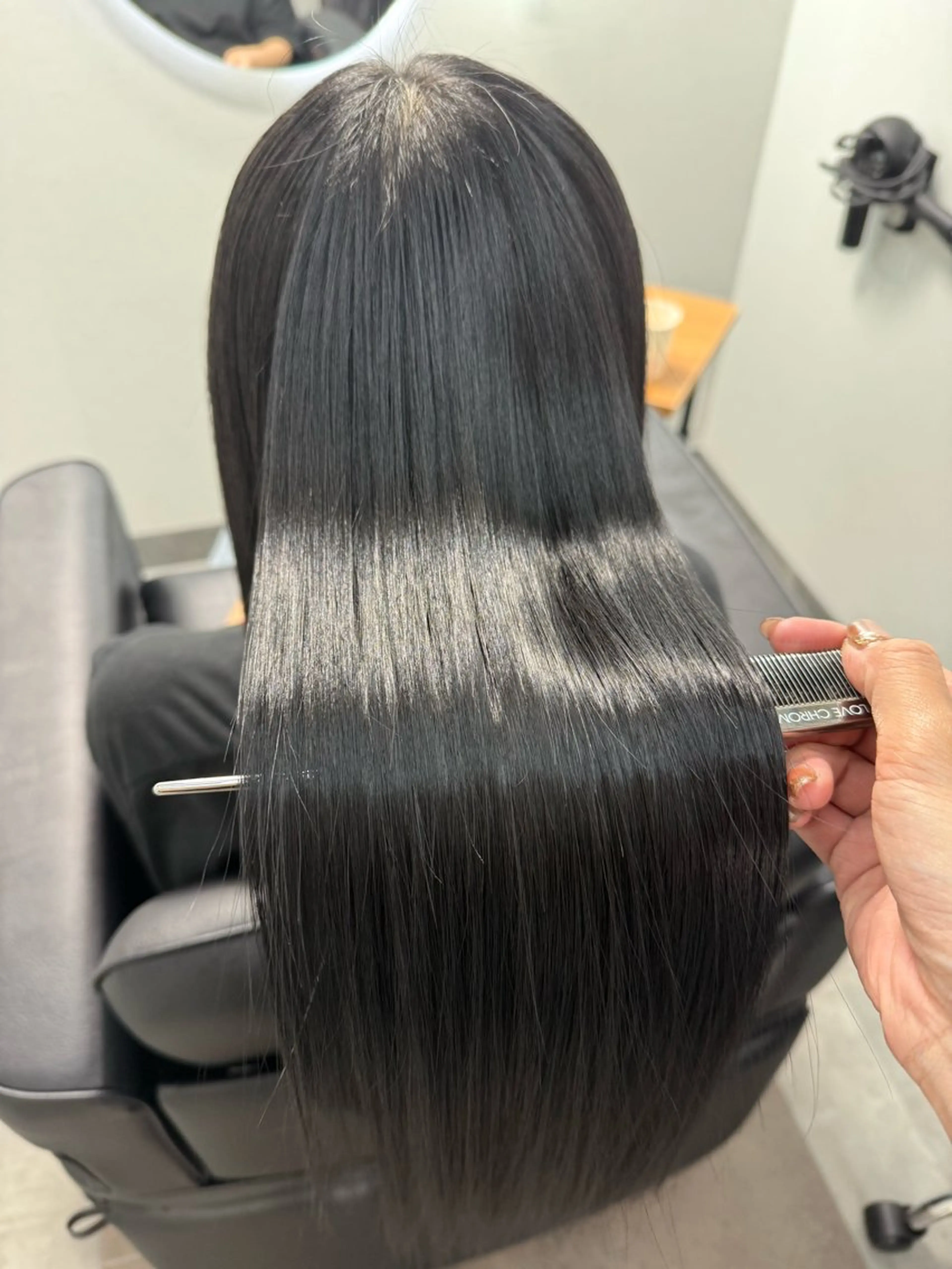 ロング 高橋 葵のヘアスタイル