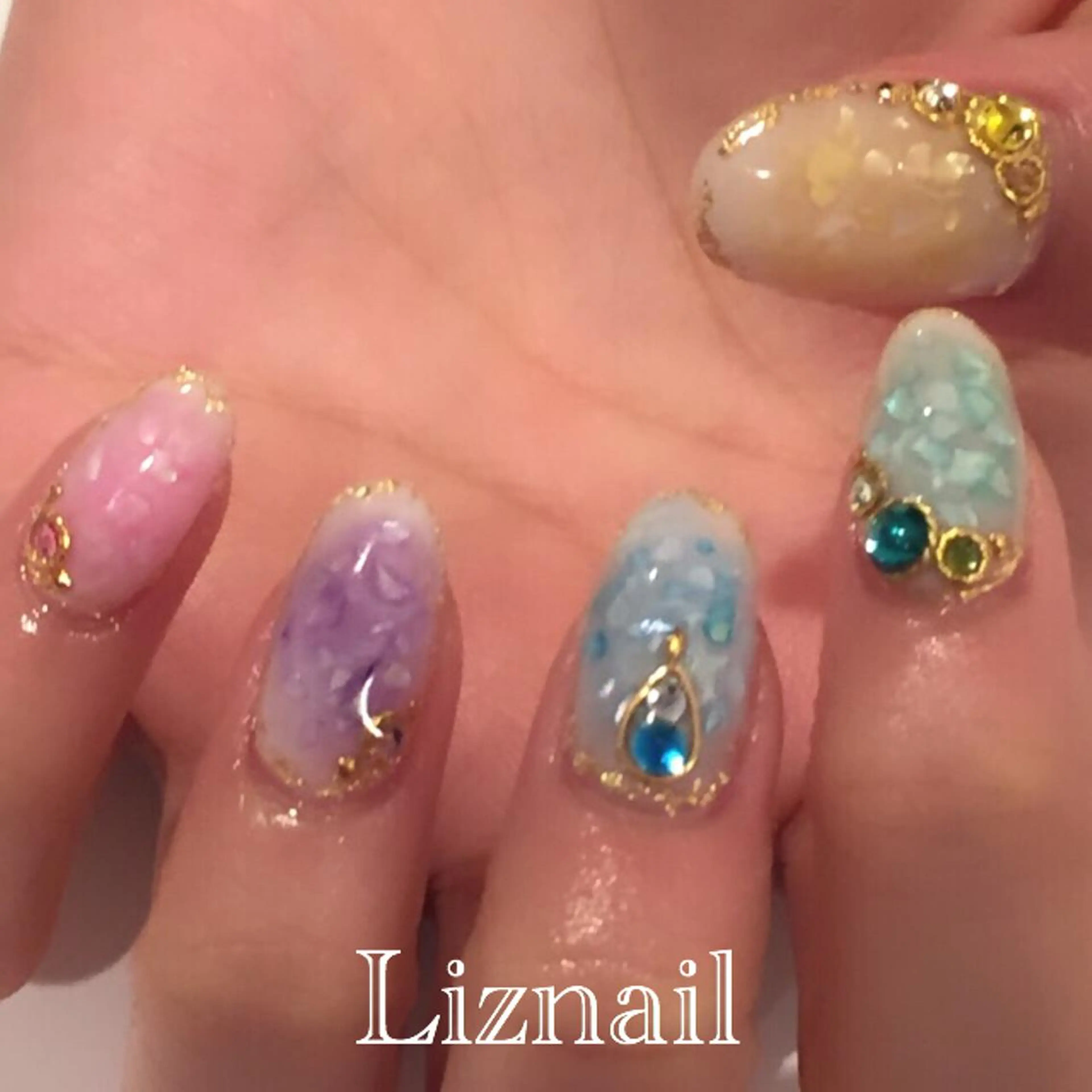 ネイル Rawr / saoriのネイルデザイン