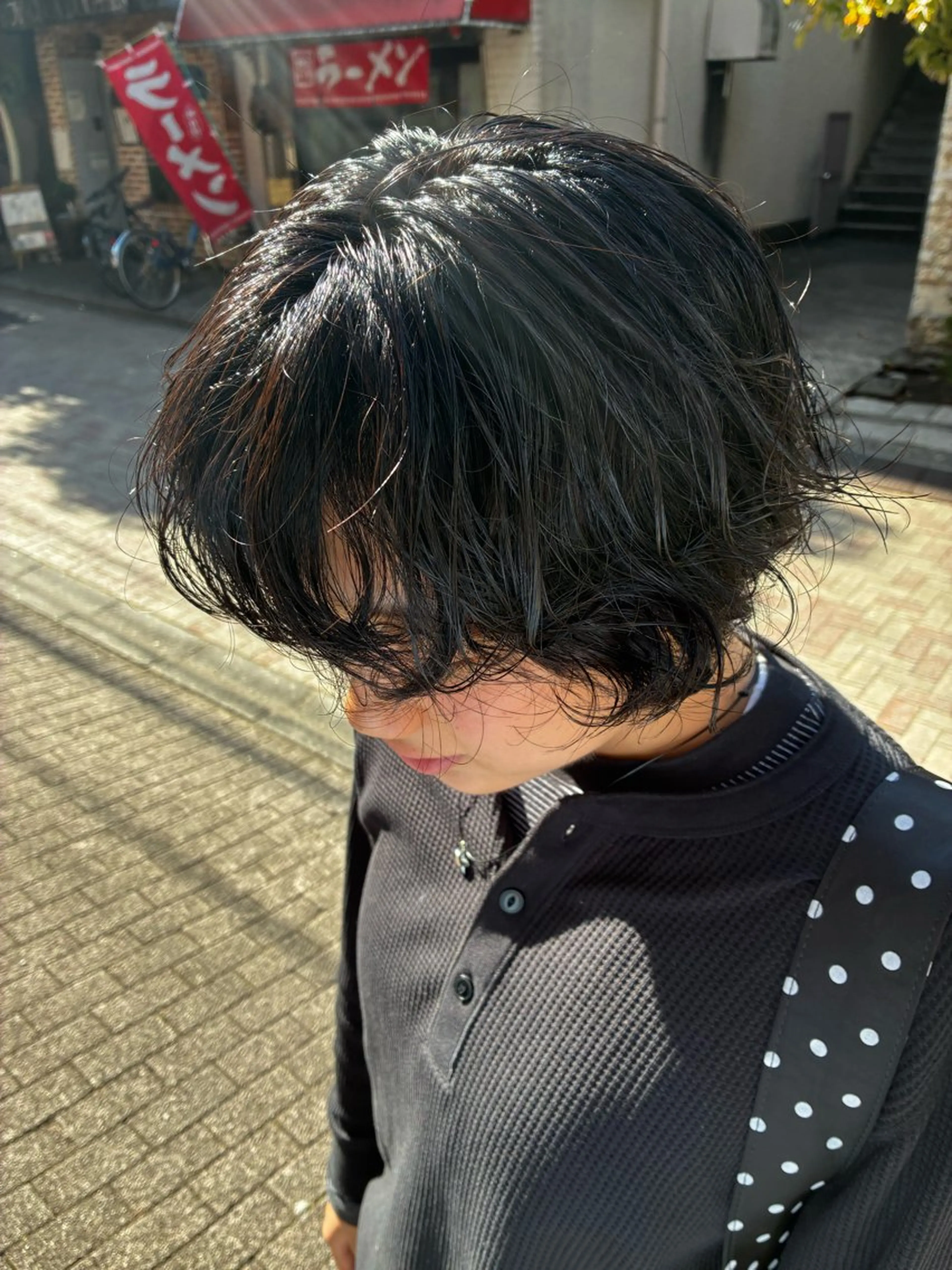 ショート パーマ 佐藤 芽衣のヘアスタイル