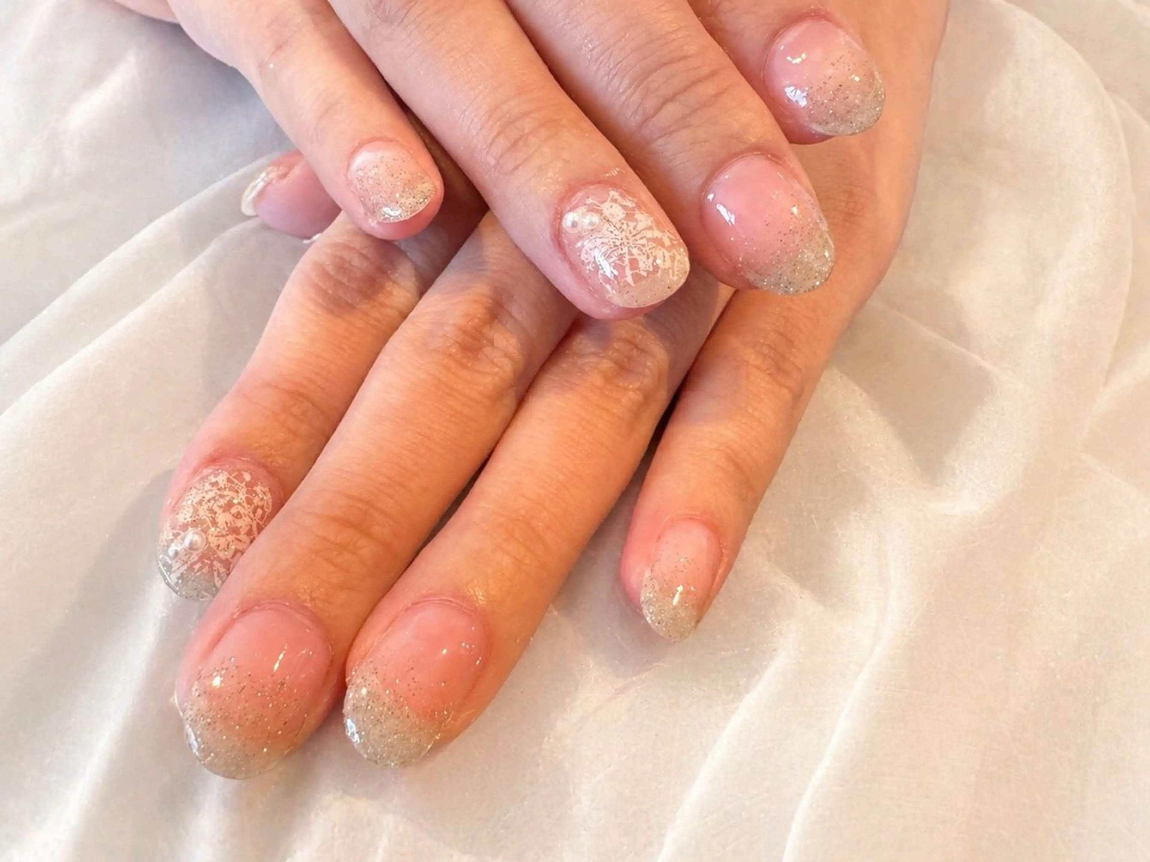 ネイル フラッシュネイル レース ラメ(グリッター) ラメグラデーション シンプルネイル SAWADA EMIのネイルデザイン