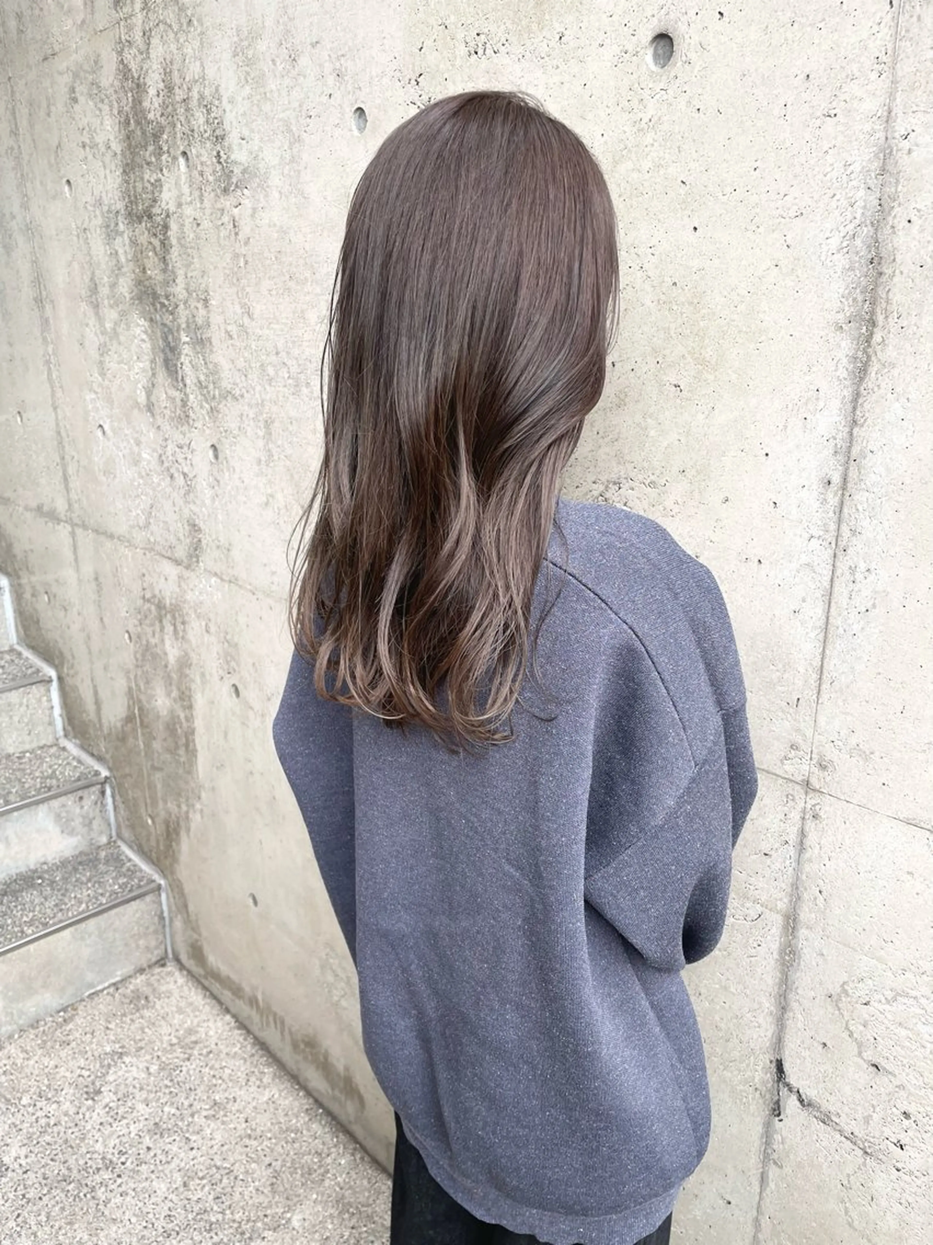 ロング カラー グラデーションカラー t.（ティードット）所属・日高 香織のヘアスタイル