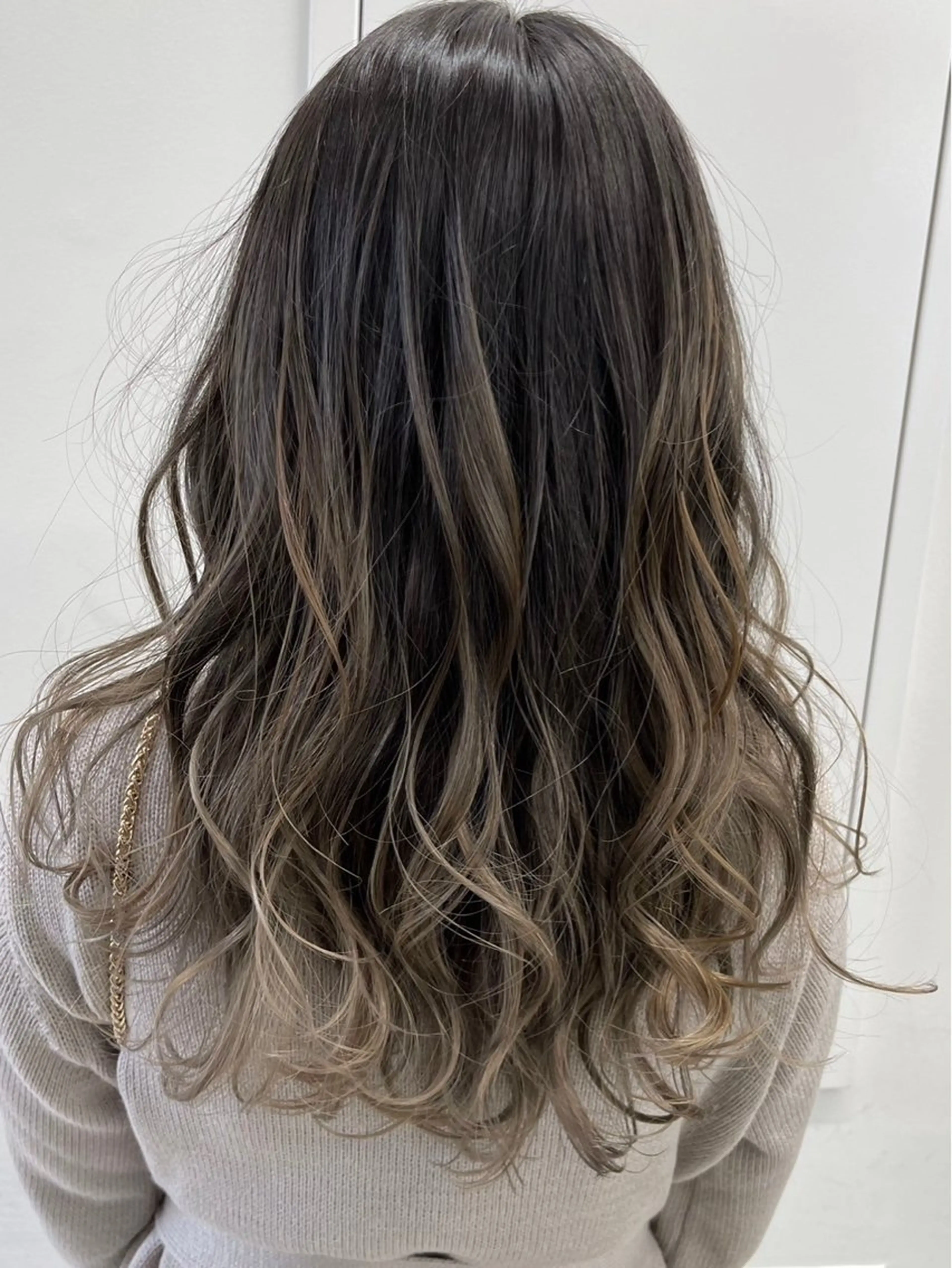 カラー ✨美髪透明感ソムリエ ✨💎KAZU💎のヘアスタイル