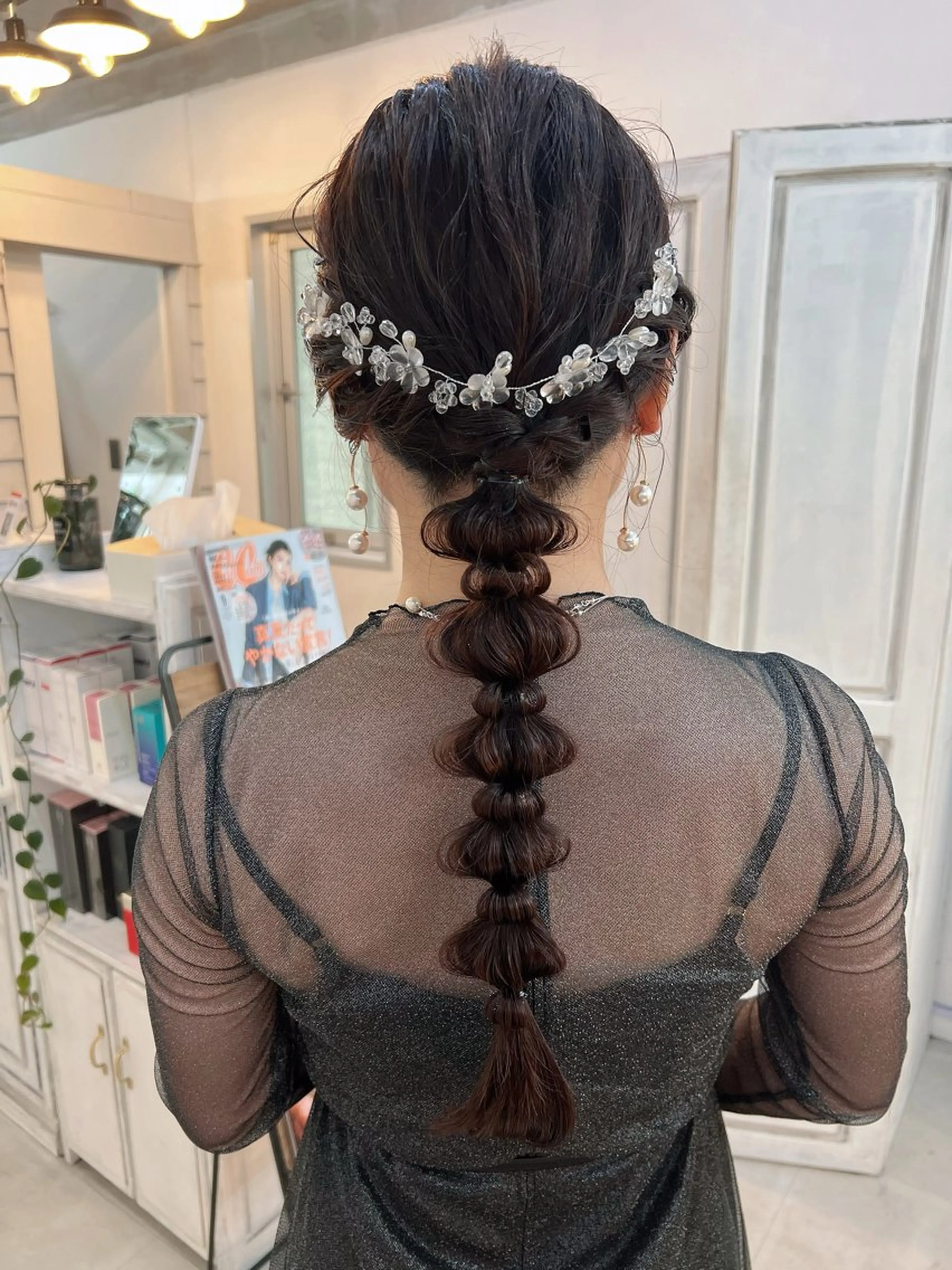 ロング ヘアアレンジ ヘアセット YUI ハイトーンカラーのヘアスタイル