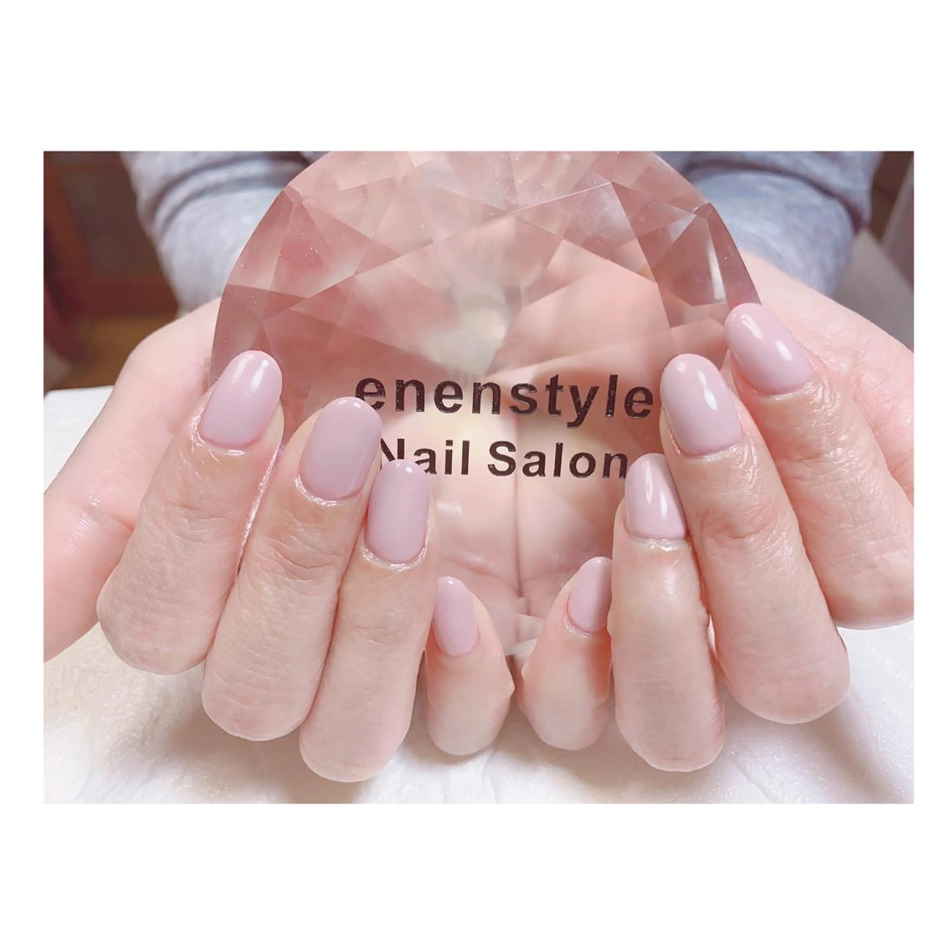 ショート ネイル ジェルネイル ニュアンスネイル オフィスネイル ワンカラーネイル パラジェル 👑enen style👑のネイルデザイン